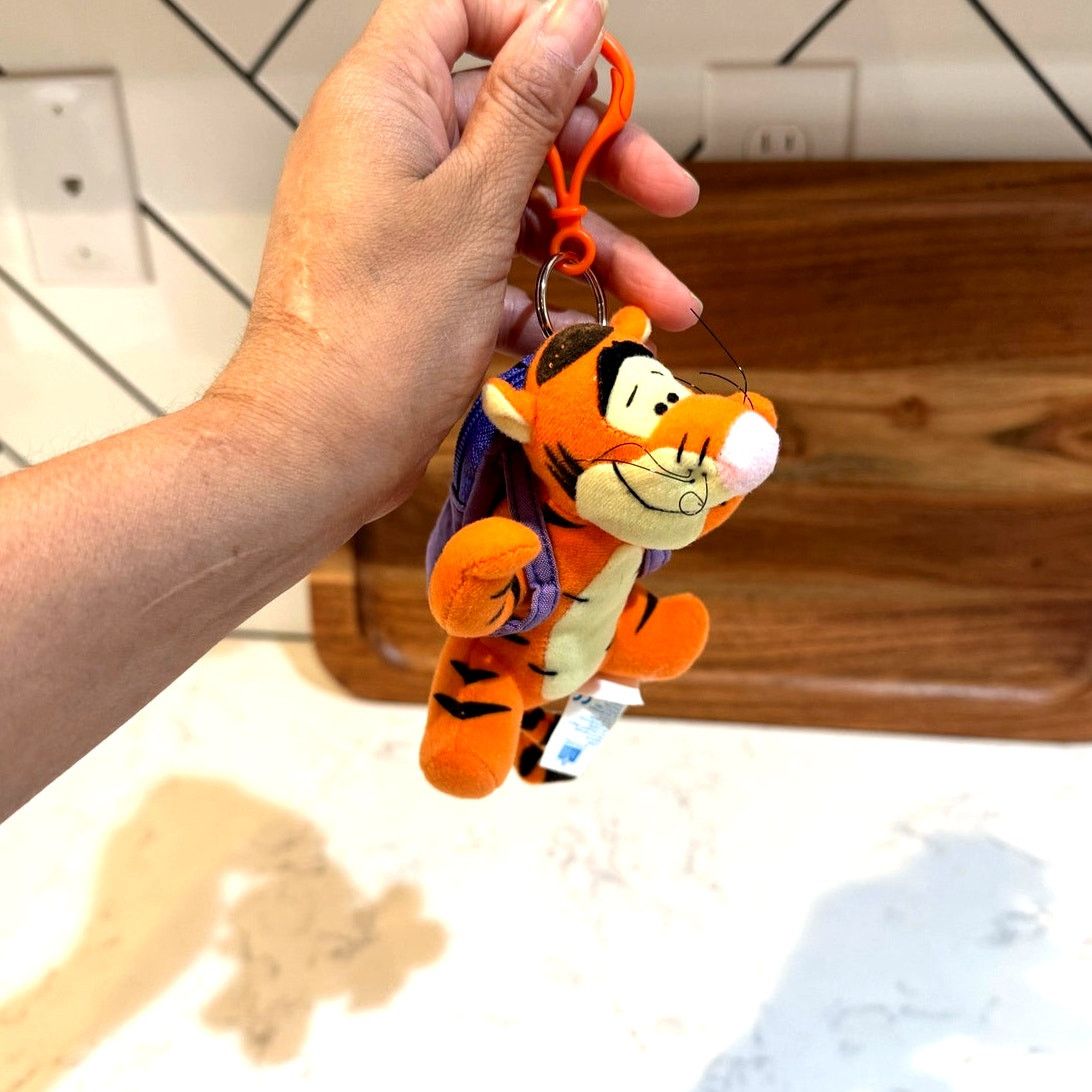 Vintage vintage Winnie the Pooh Tigger Plush Keychain purple Size ONE SIZE - 3 Thumbnail