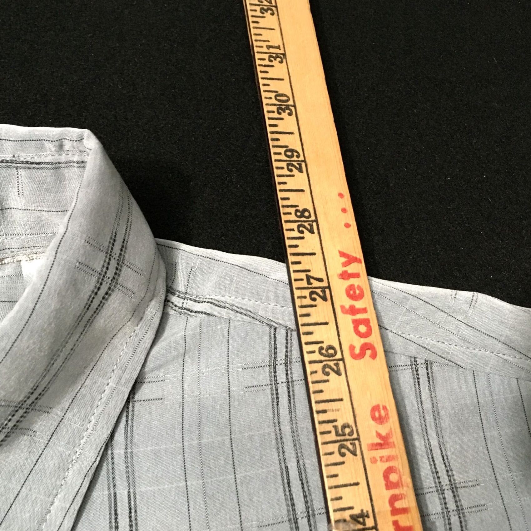 Vintage Bruno Shirt Italy gray XL Mens Long Sleeve Button-Up Collared Striped Suede Microfiber Casual Workwear Autumn Winter 2010s Size US XL / EU 56 / 4 - 7 Thumbnail