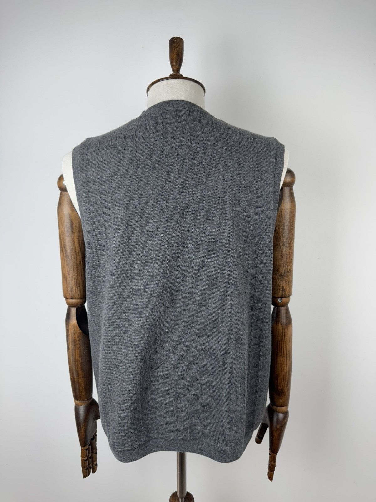 Nike × Vintage Men’s Vintage Nike Vest Sweater size L Size US L / EU 52-54 / 3 - 4 Thumbnail