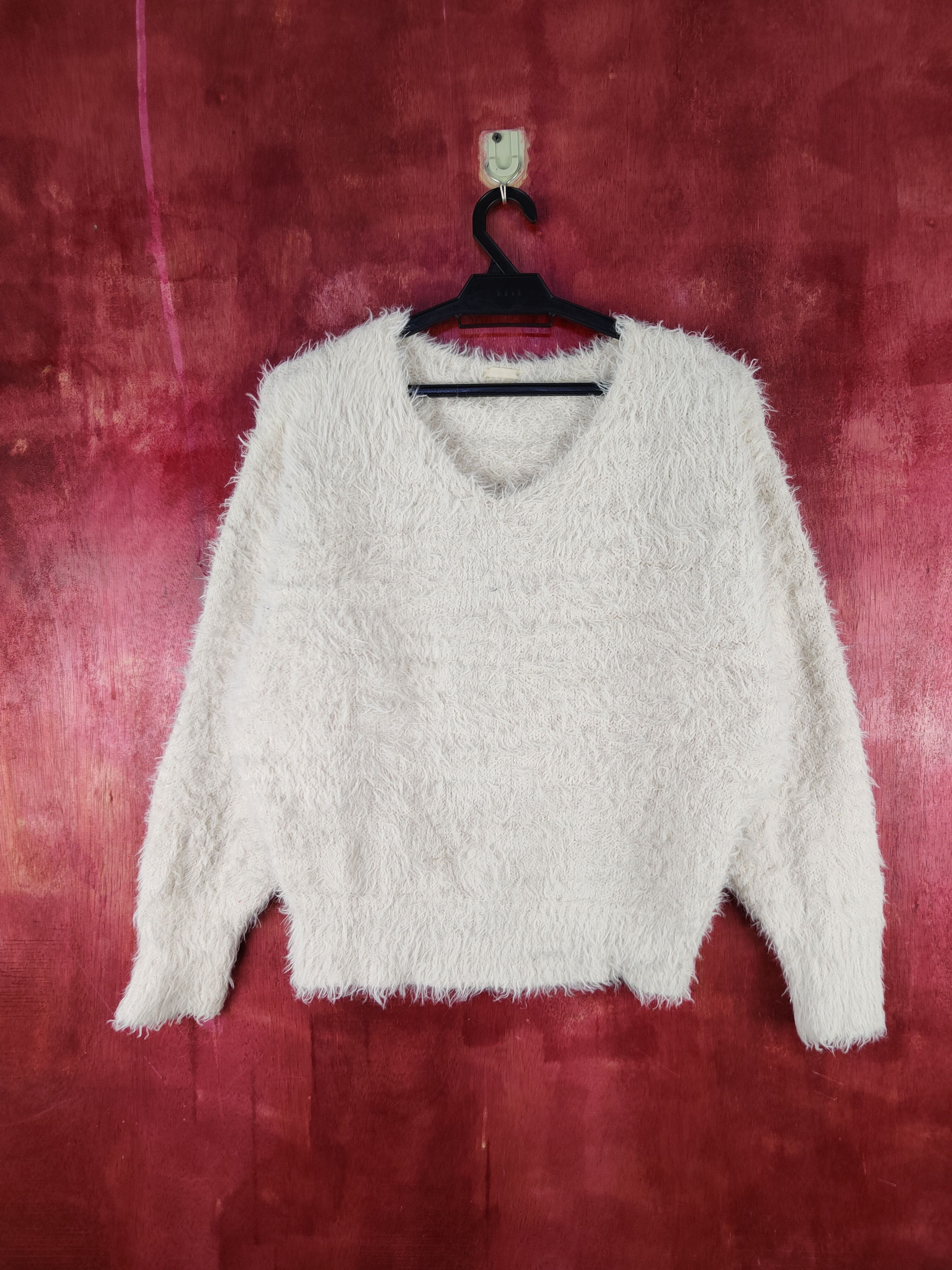 Aran Isles Knitwear GU Beige Shag Shaggy Fur Mohair Knitwear #S2101 Size M / US 6-8 / IT 42-44 - 1 Thumbnail