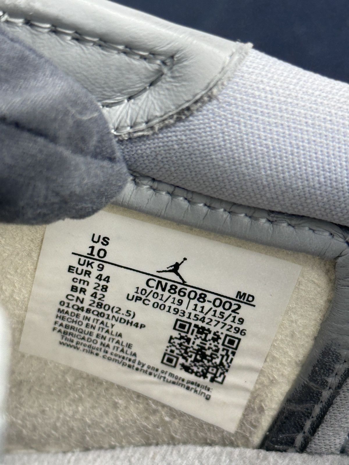 Dior × Jordan Brand AIR DIOR JORDAN SNEAKERS Size US 10 / EU 43 - 14 Thumbnail