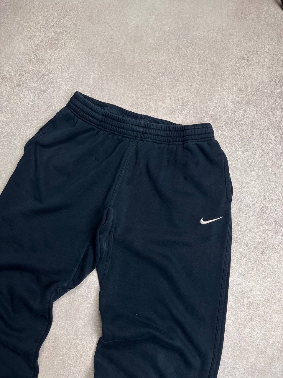 Nike × Vintage Vintage Nike Swoosh Baggy Cotton Track Pants Sweatpants XL Size US 34 / EU 50 - 2 Thumbnail
