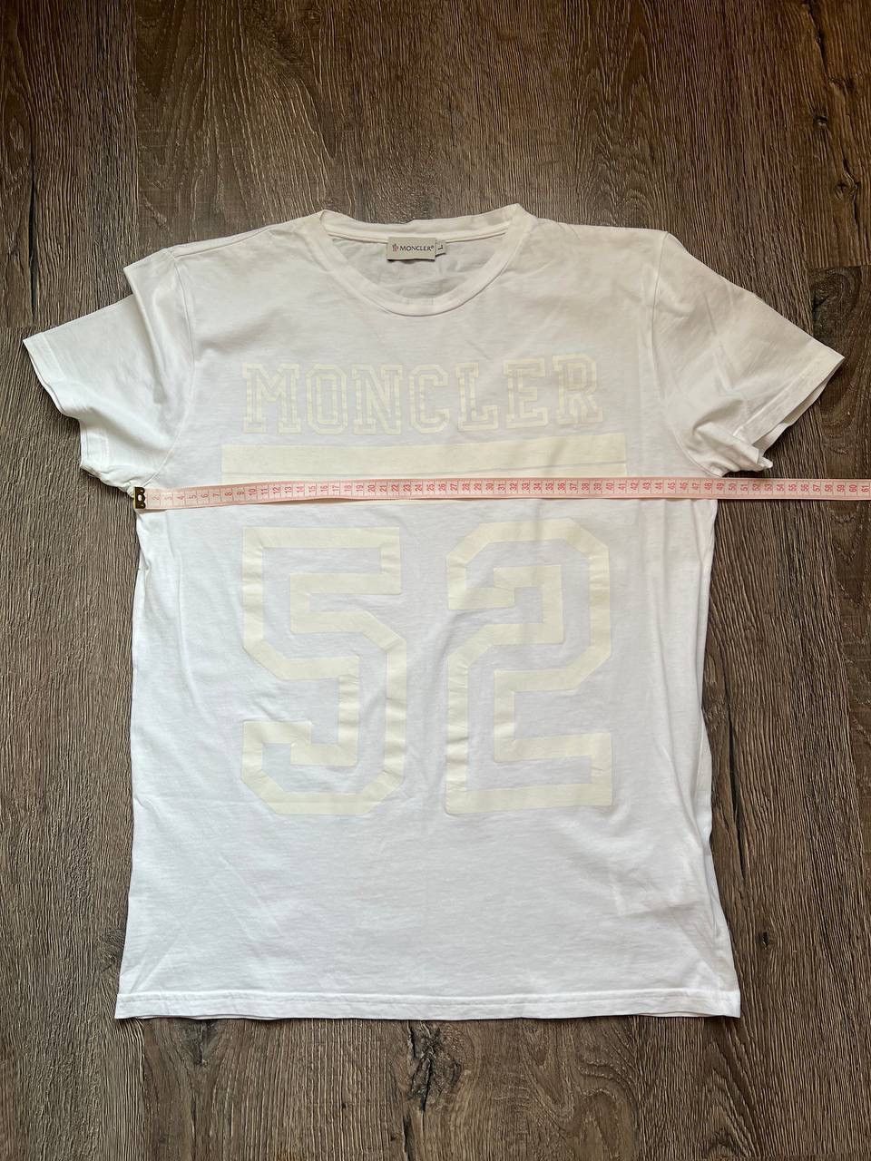 Moncler × Vintage Vintage Moncler 52 print short sleeve logo white t shirt Size US S / EU 44-46 / 1 - 8 Thumbnail