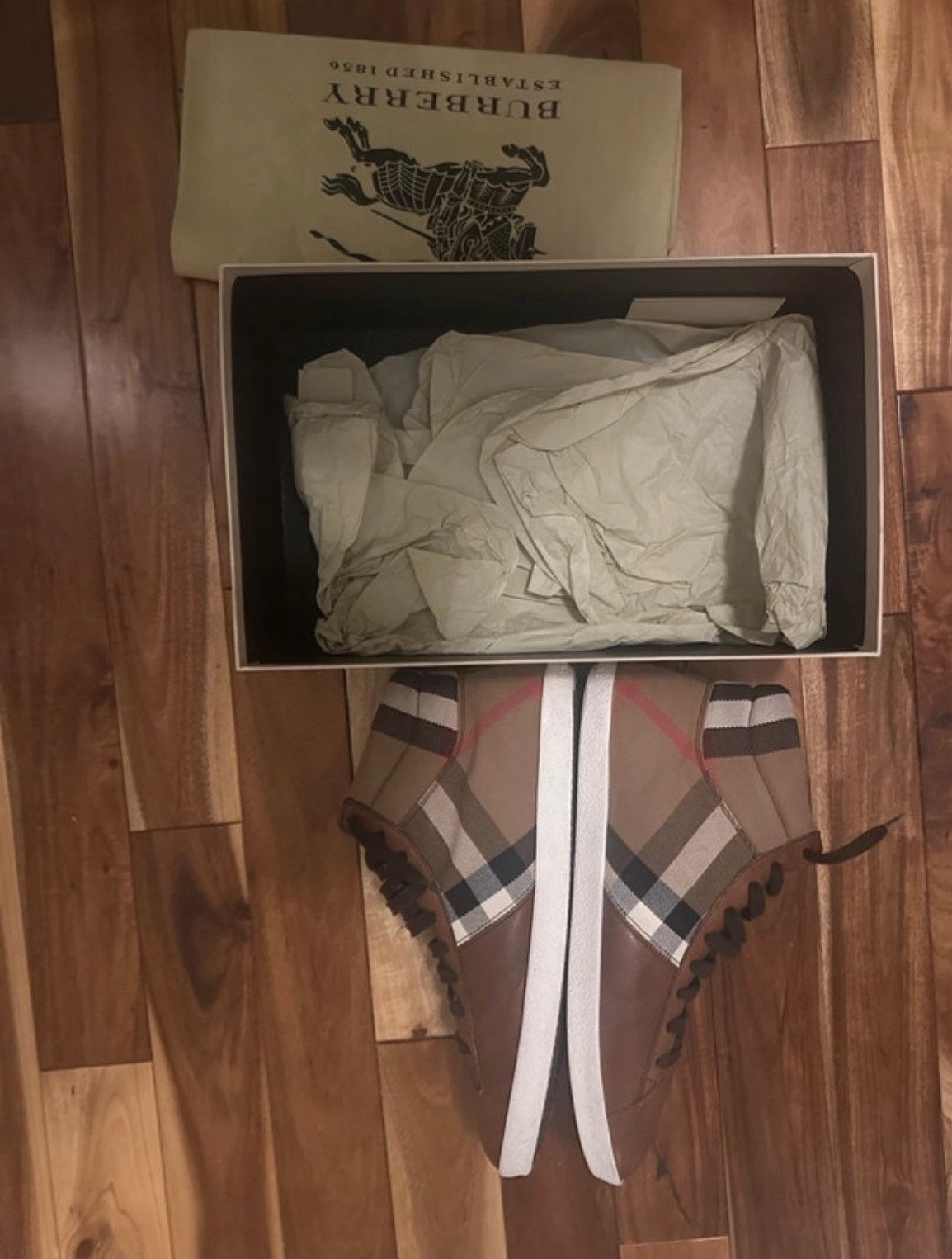 Burberry Burberry Canvas Size US 9 / EU 42 - 3 Thumbnail