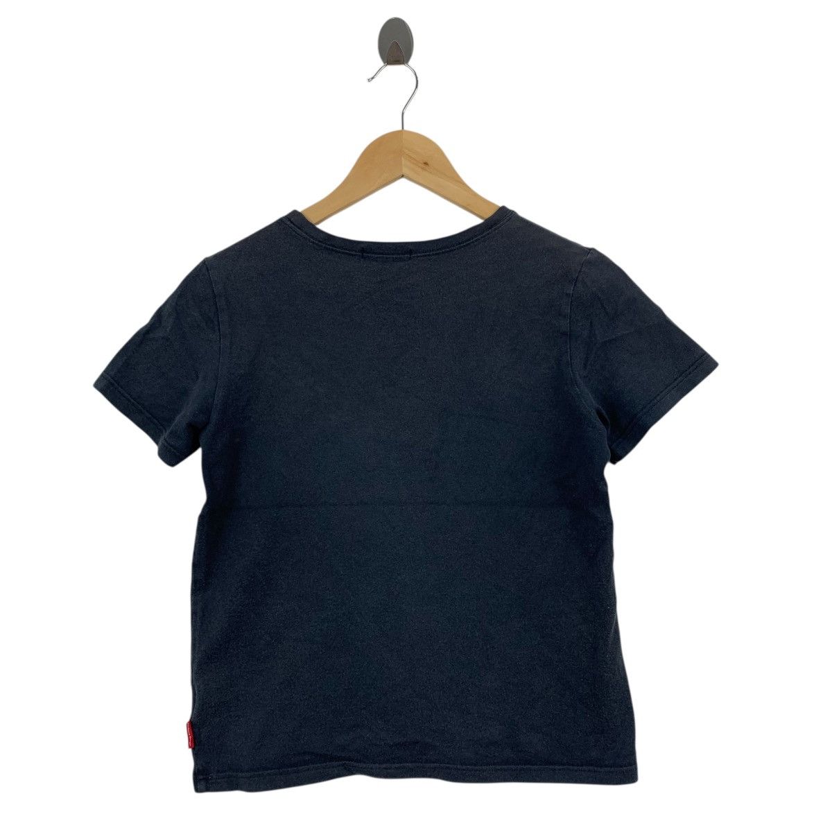 Barbara Kruger BARBARA KRUGER I Shop Therefore I Am By Uniqlo Tshirt Size M / US 6-8 / IT 42-44 - 4 Thumbnail