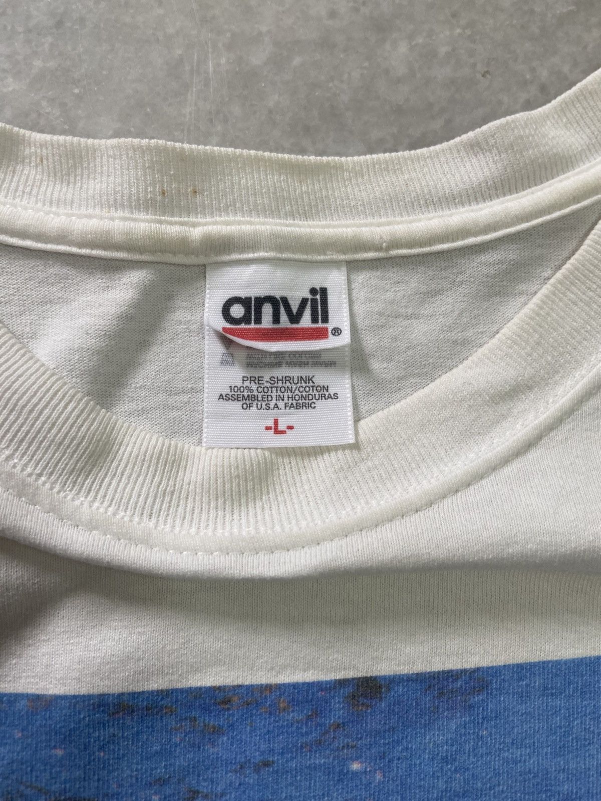 Band Tees Vintage Nirvana Nevermind tee by anvil Size US L / EU 52-54 / 3 - 5 Thumbnail
