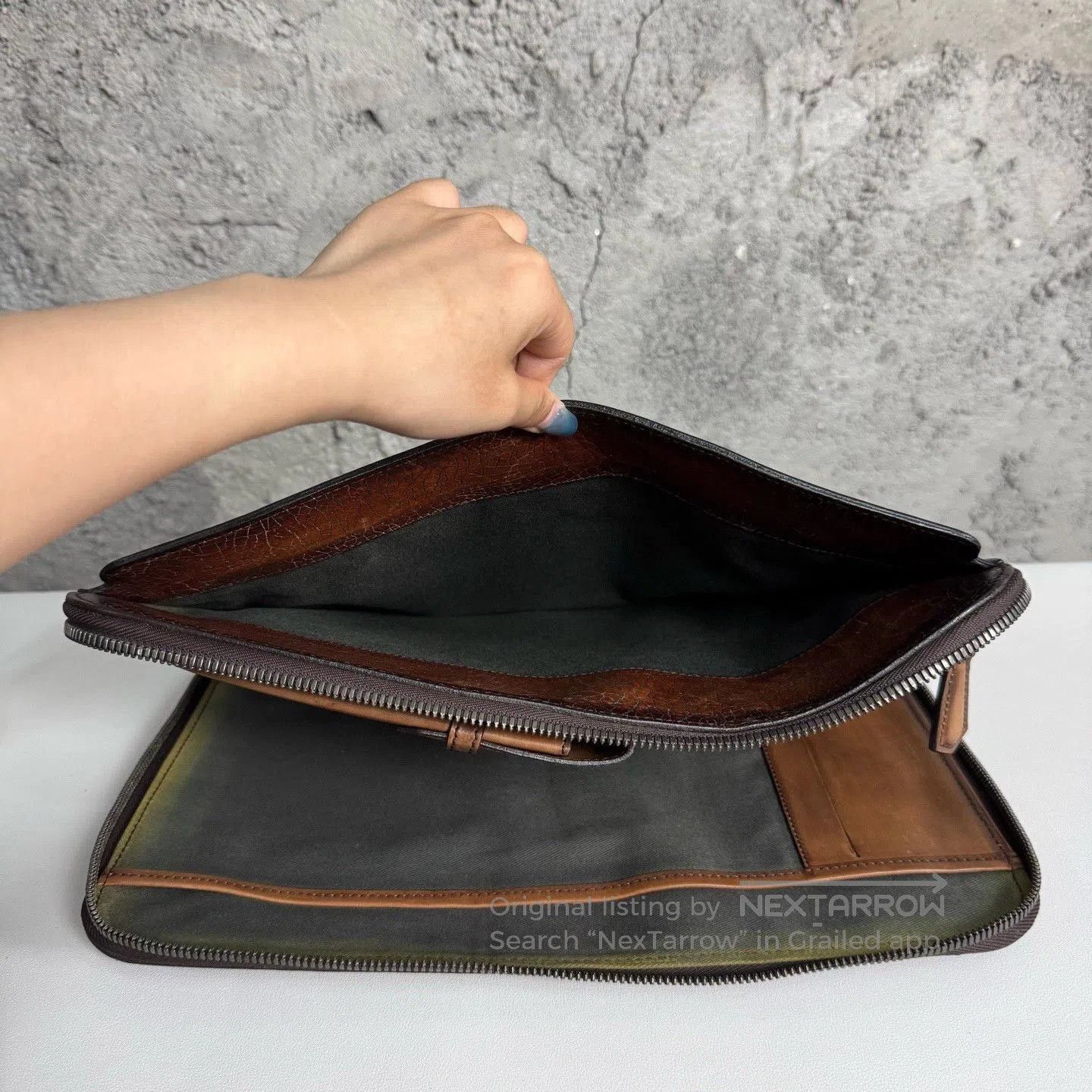 Berluti Berluti Crackle Texture Clutch Bag. Size ONE SIZE - 5 Thumbnail
