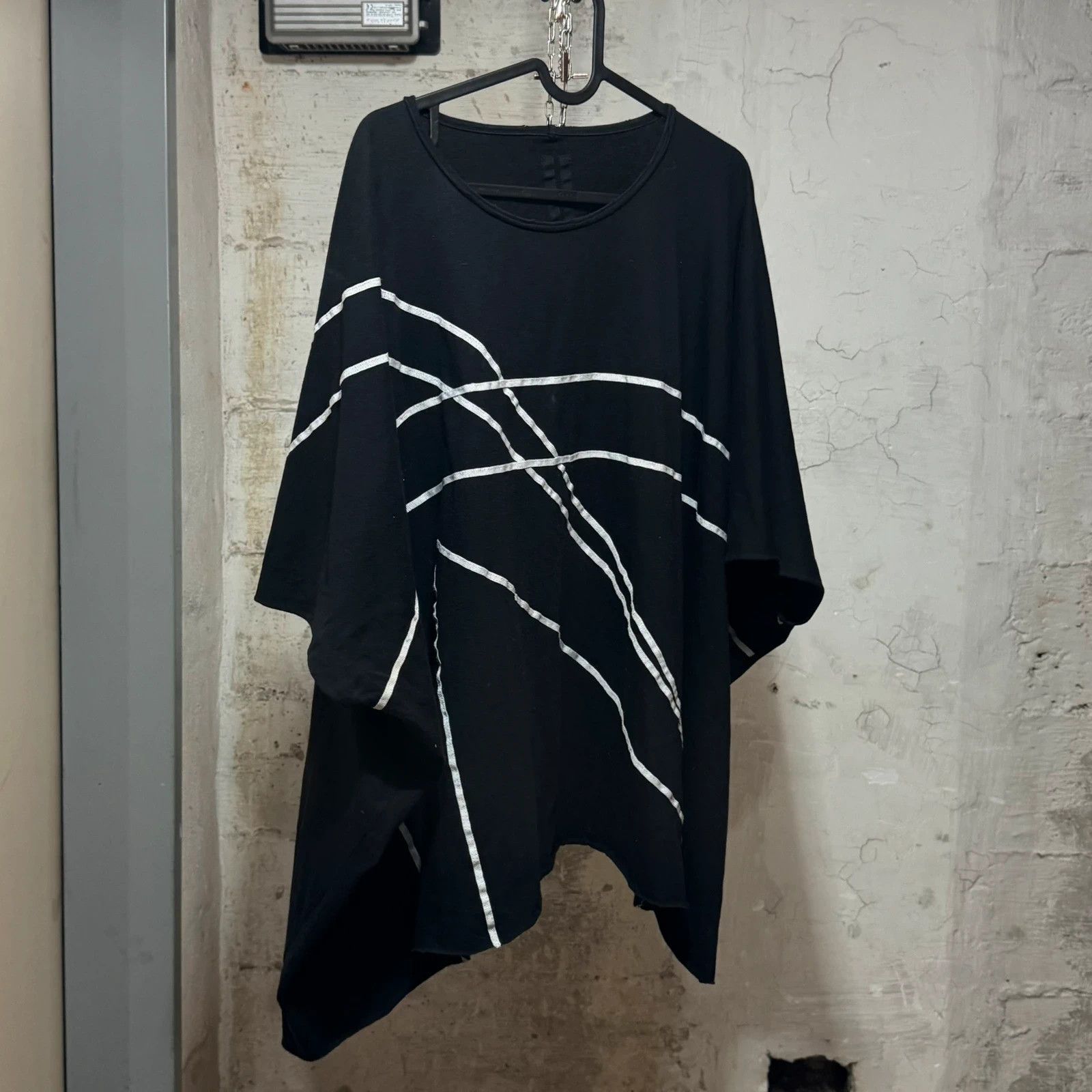 Rick Owens Rick owens poncho dress Size S / US 4 / IT 40 - 3 Thumbnail