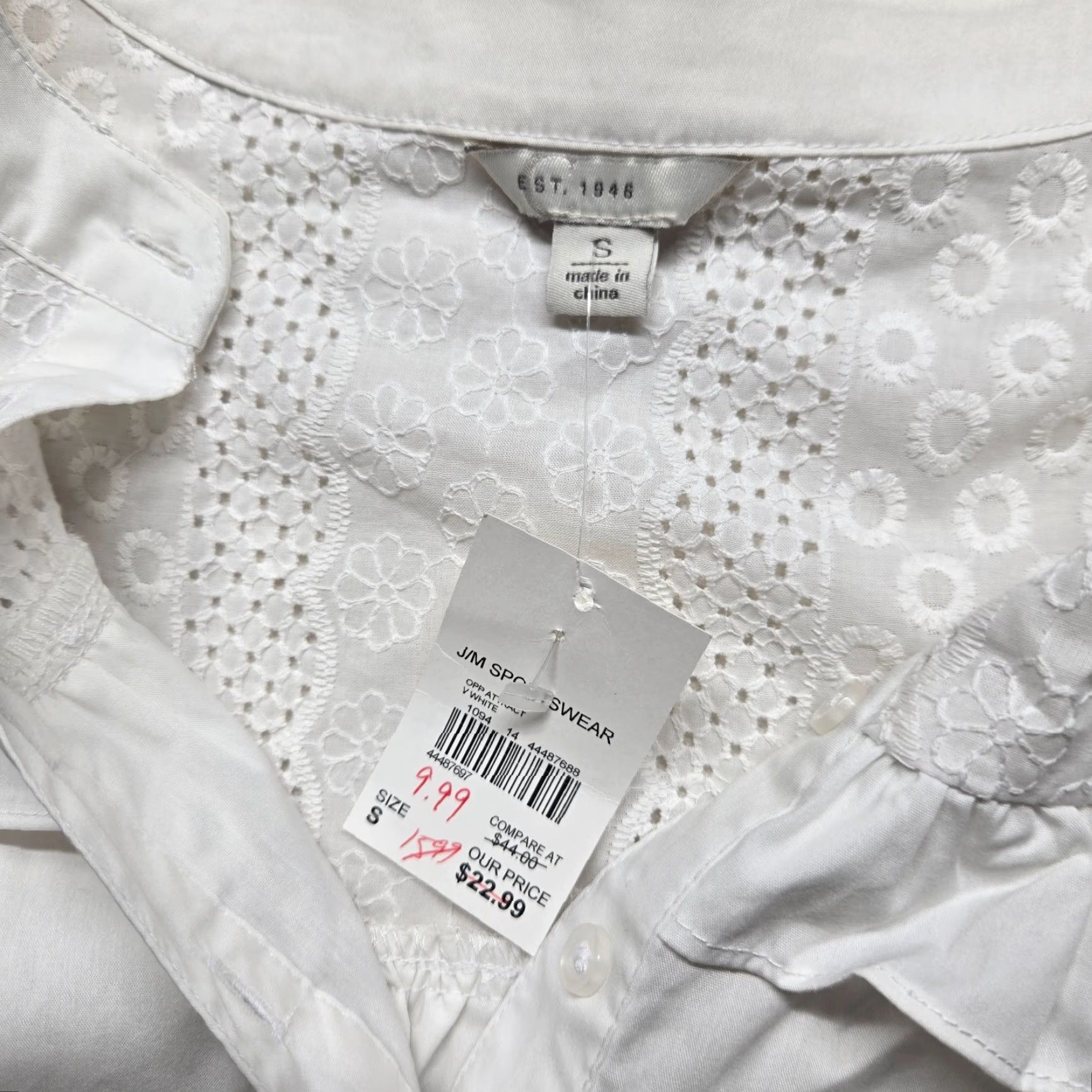Vintage EST. 1946 Shirt Women S White Adult Small NEW Solid Flaps Shoulder Blouse Size S / US 4 / IT 40 - 4 Thumbnail