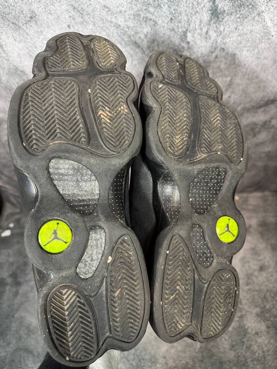 Jordan Brand Size 13 | Jordan 13 Black Cat No Box | Pre-Owned Size US 12 / EU 45 - 4 Thumbnail