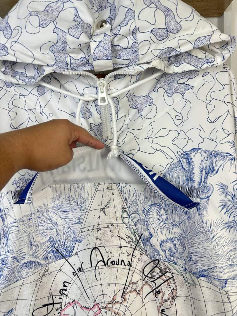Christian Dior Monsieur White and Blue Printed Around The World Anorak Coat S, 2020 Size US M / EU 48-50 / 2 - 4 Thumbnail