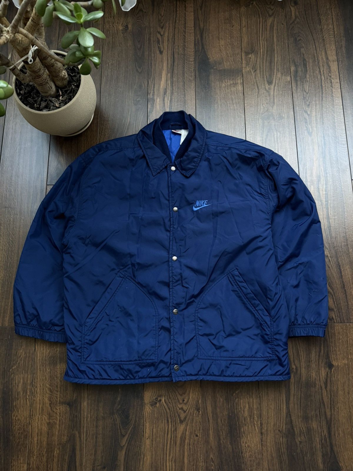 Nike Vintage Nike jacket coach big logo size L Size US L / EU 52-54 / 3 - 2 Thumbnail