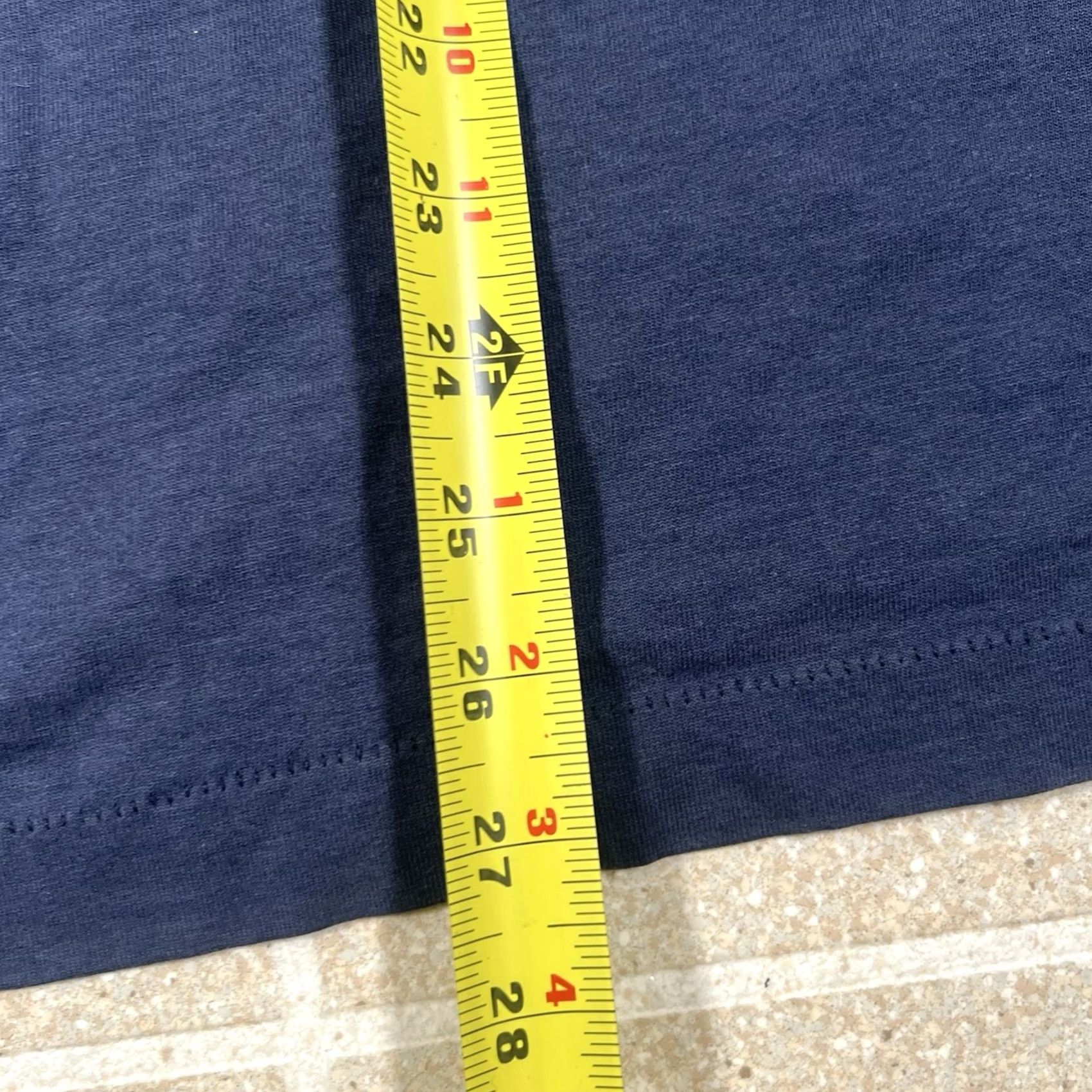 Fruit Of The Loom VINTAGE Tire Shop Tshirt SINGLE STITCH Made In USA XL Blue Mens Shirt USA Stitch Fruit of the Loom 90s Size US XL / EU 56 / 4 - 8 Thumbnail