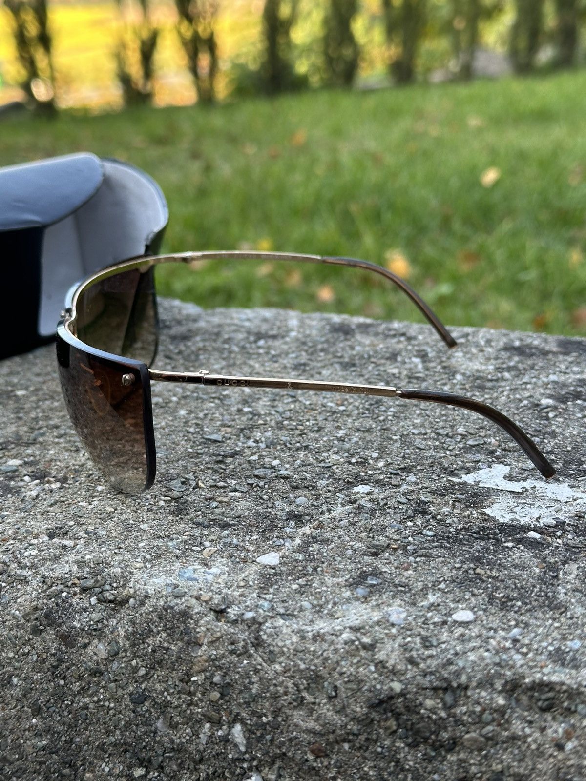 Gucci Vintage Gucci Sunglasses GG2652/S Gold with case Size ONE SIZE - 5 Thumbnail