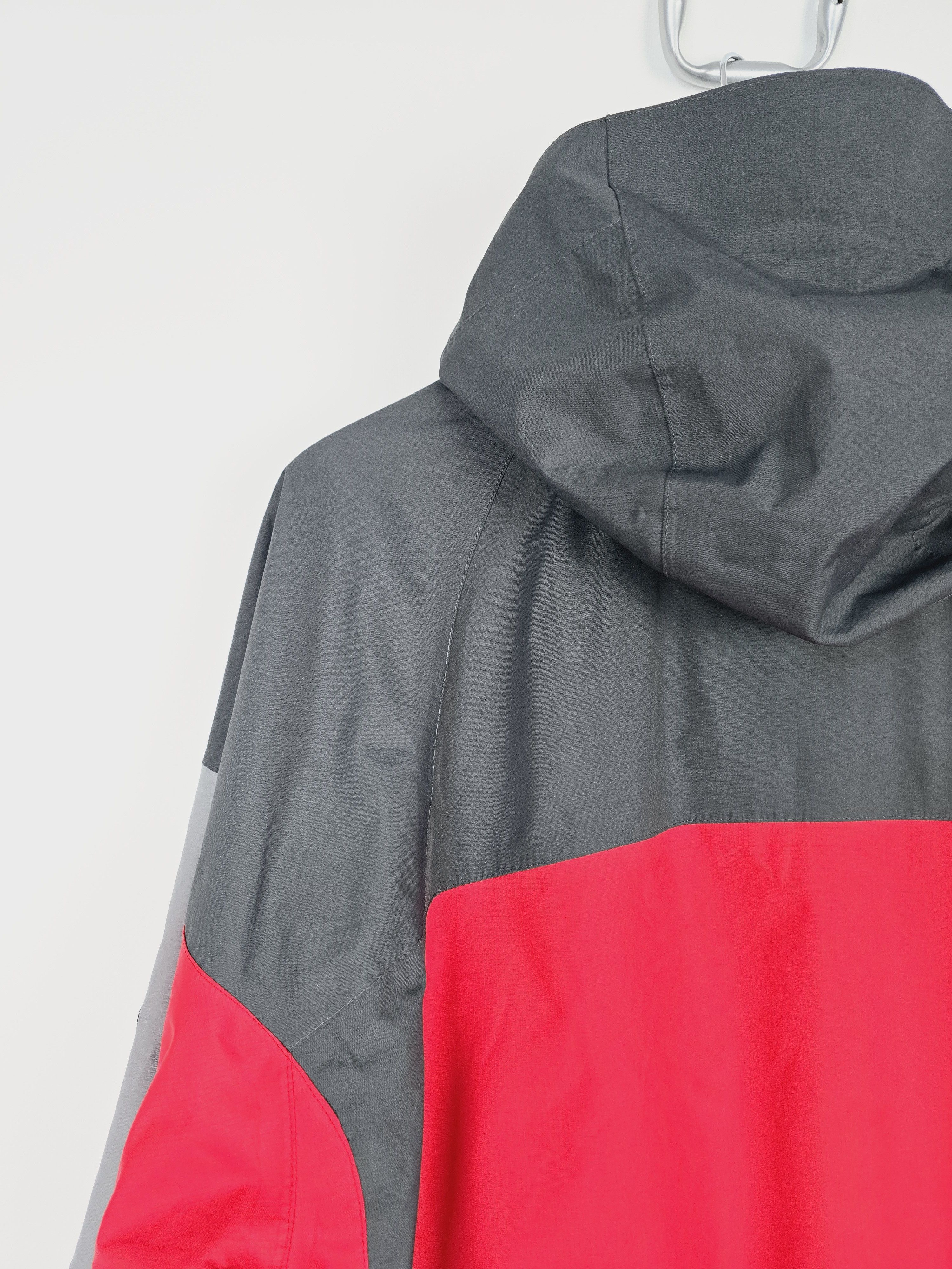 Mammut Mammut DryTech Waterproof Jacket Red Black Size L - Outdoor Size US L / EU 52-54 / 3 - 14 Thumbnail