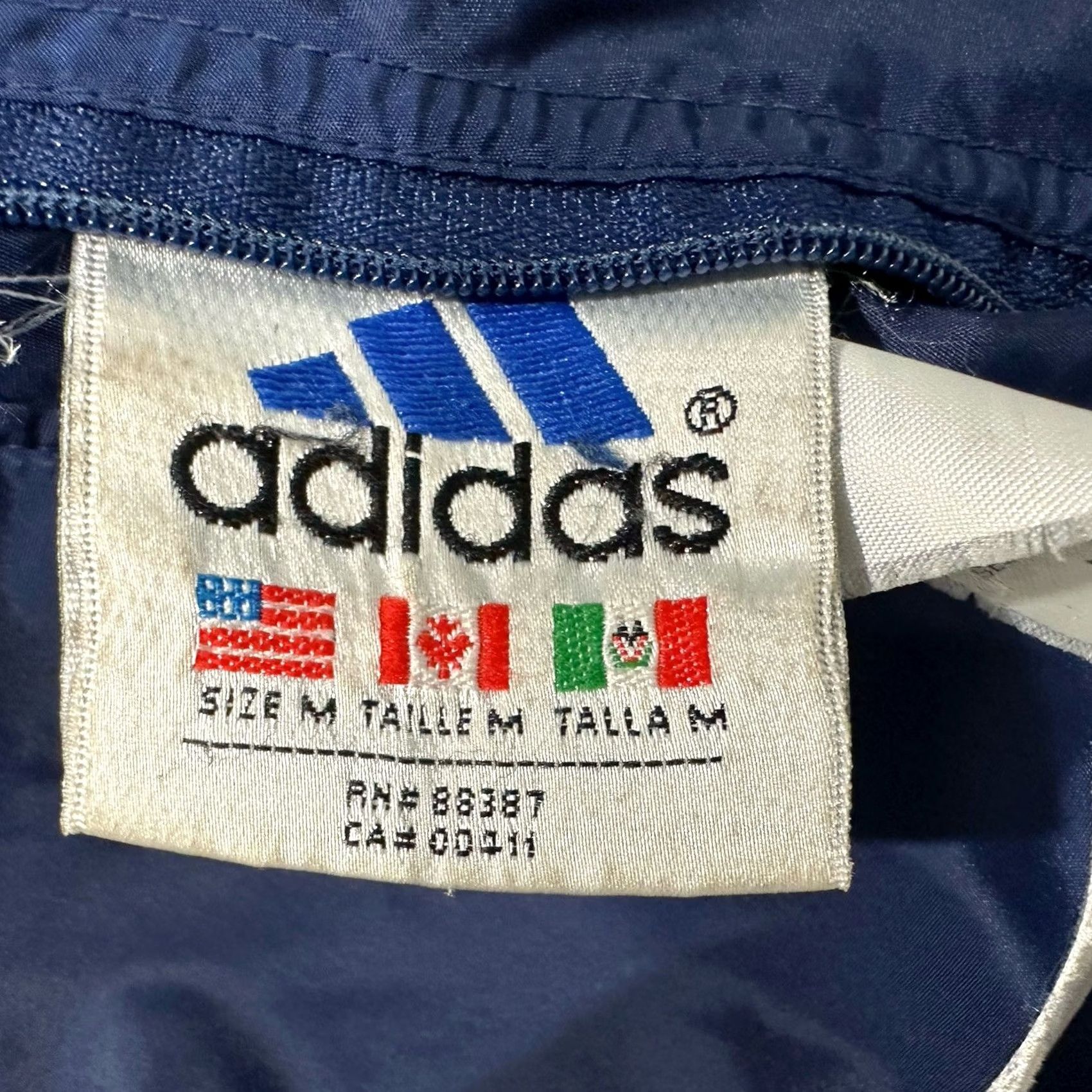 Adidas VINTAGE adidas Windbreaker Jacket Men M Blue Hooded Full Zip Reversible 90s Striped Size US M / EU 48-50 / 2 - 6 Thumbnail