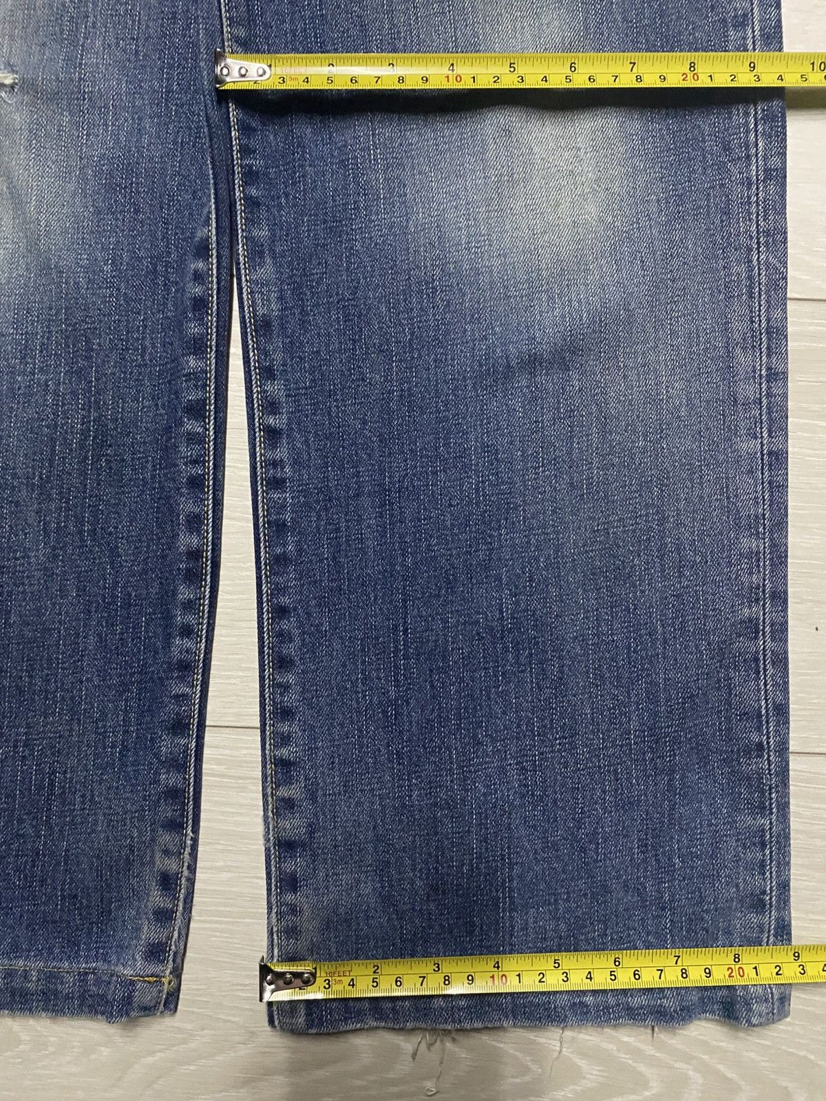 Japanese Brand Vintage Uniqlo S-002 Fade Wash Distressed Baggy Jeans Size US 30 / EU 46 - 13 Thumbnail