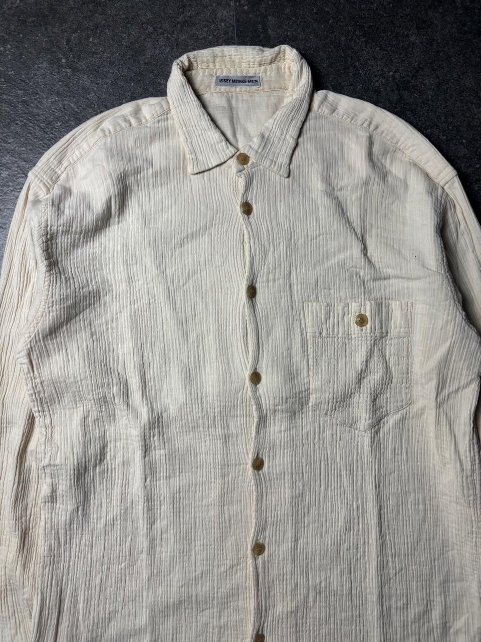 Issey Miyake AW1999 Issey Miyake Men Cotton Pleated Button-Up Shirt Size US L / EU 52-54 / 3 - 2 Thumbnail