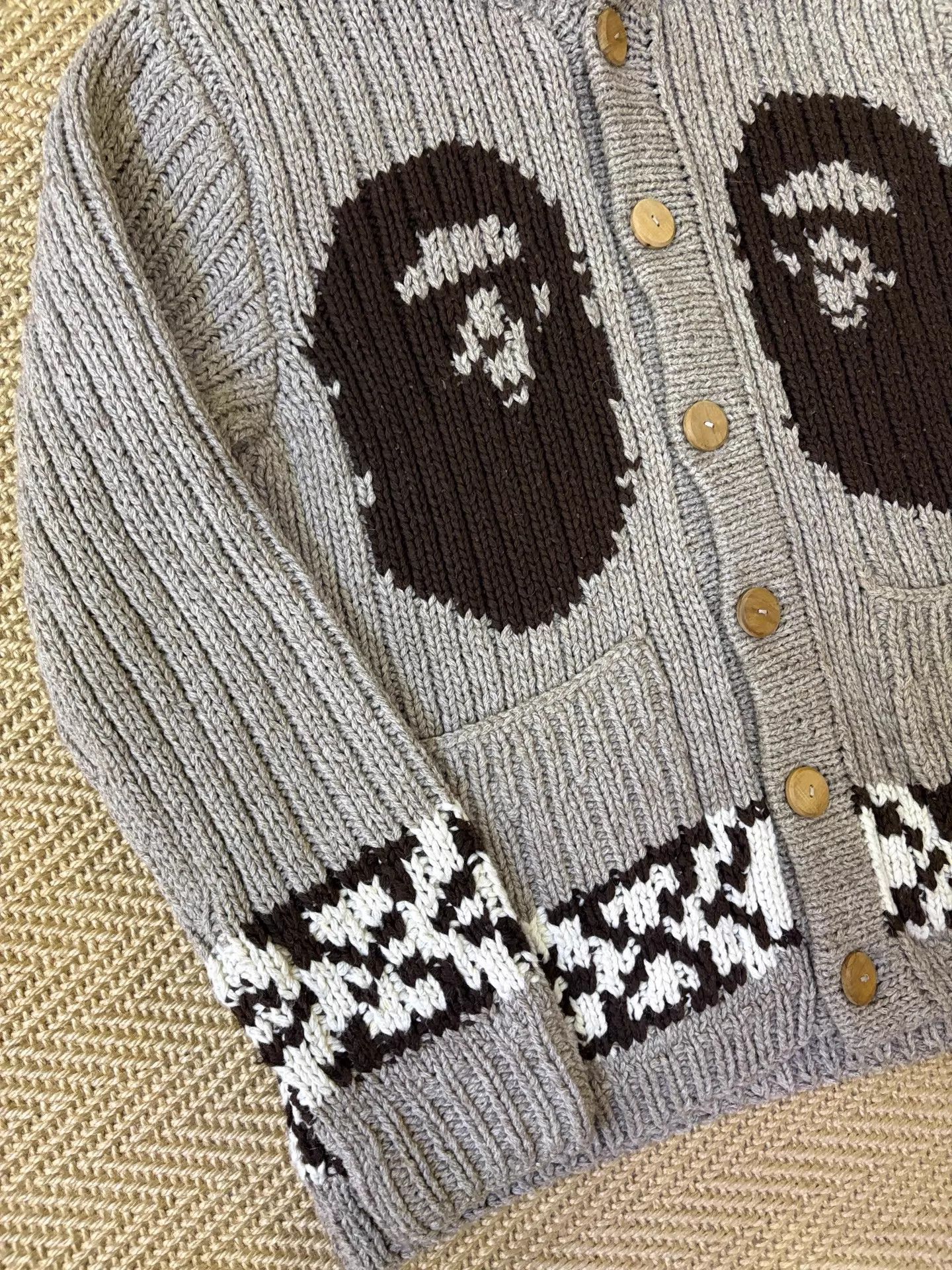 Bape BAPE HEAD KNIT WOOL WOOD BUTTON SWEATER M Nigo Era NM w/ mm Size US M / EU 48-50 / 2 - 4 Thumbnail