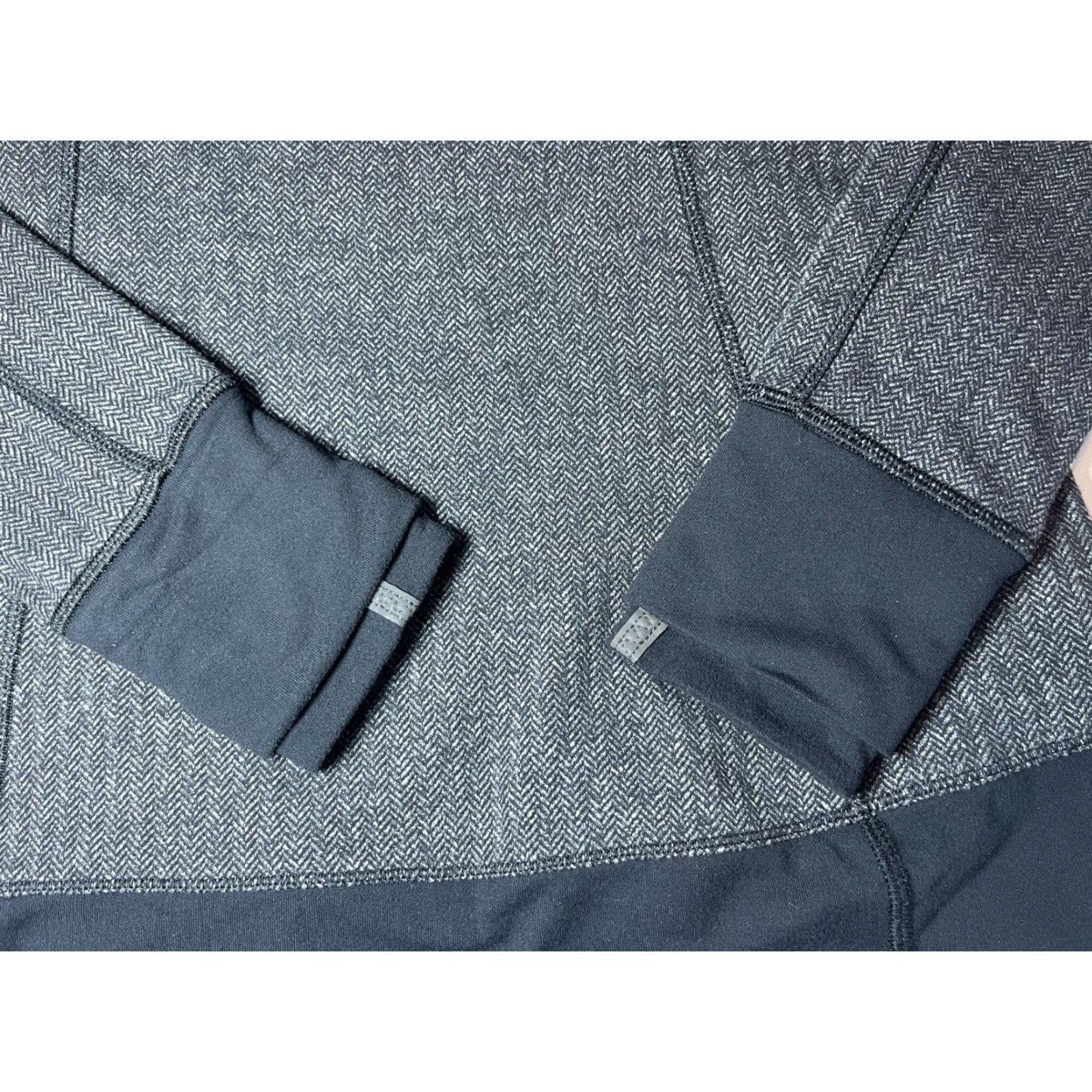 Lululemon Lululemon Think Fast Hoodie Women’s Herringbone Charcoal Gray Sz 6 Athletic Pullover Hooded City Sports Size M / US 6-8 / IT 42-44 - 7 Thumbnail