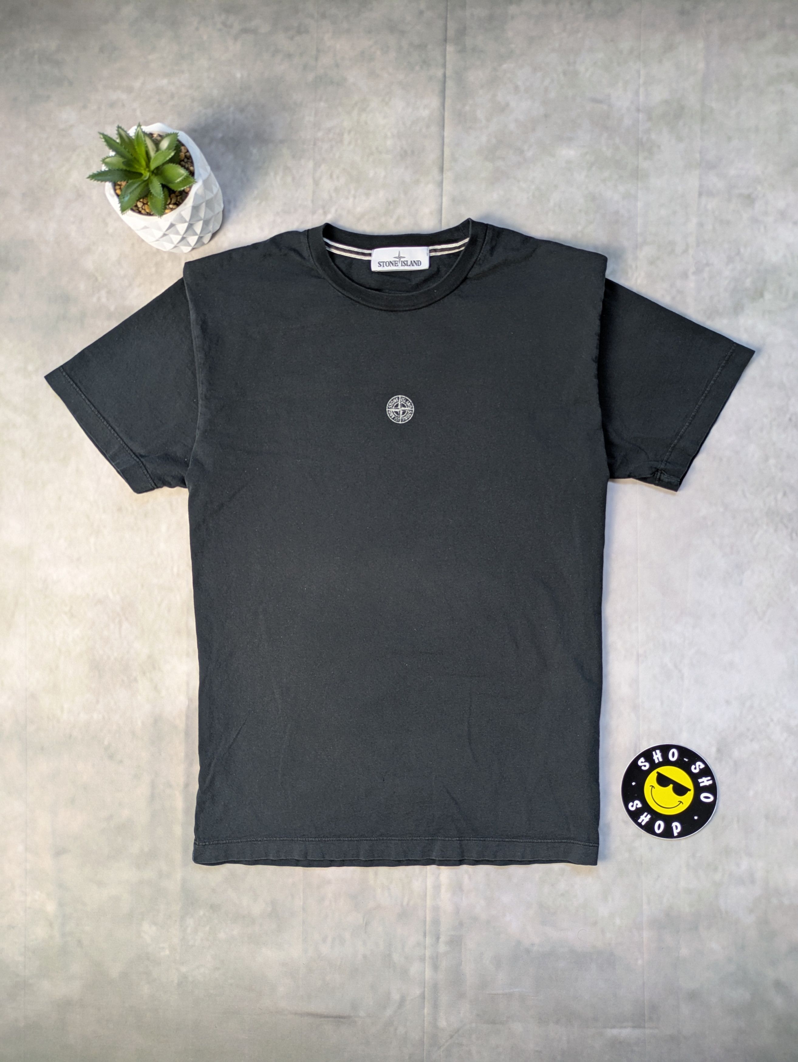 Stone Island Stone Island | Compass Logo Front & Back | Size M Size US M / EU 48-50 / 2 - 3 Thumbnail