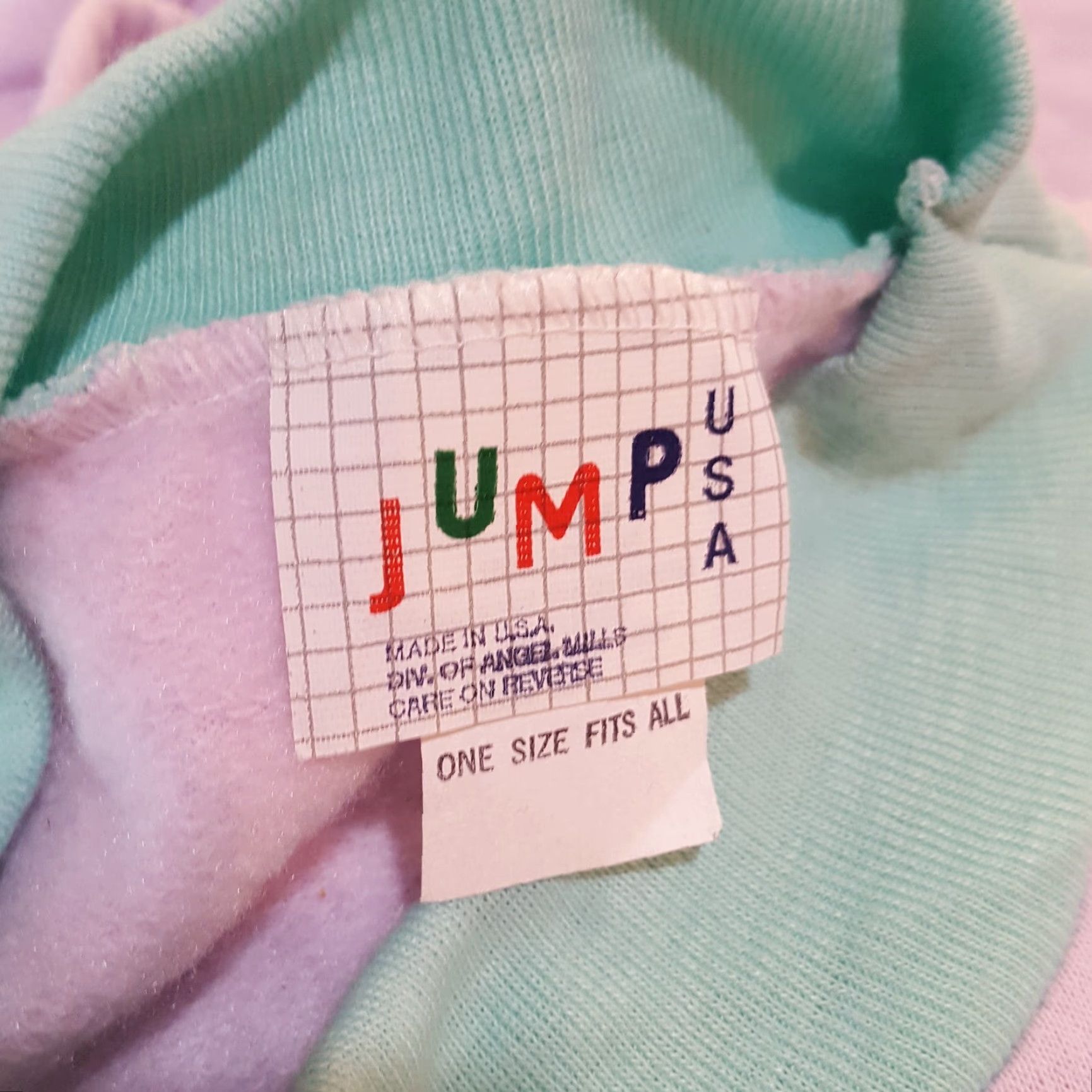 Vintage VINTAGE Jump 90s Pink Floral Long Sleeve Sweatshirt One Size Knit Crewneck Pullover Womens Size ONE SIZE - 5 Thumbnail