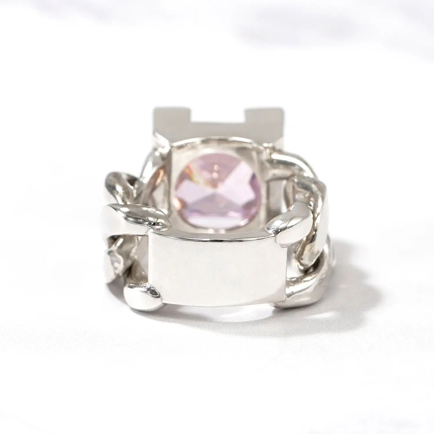 Bottega Veneta o1w1db10525 Size: 11 / Chain Ring in Silver/Pink Size ONE SIZE - 3 Thumbnail