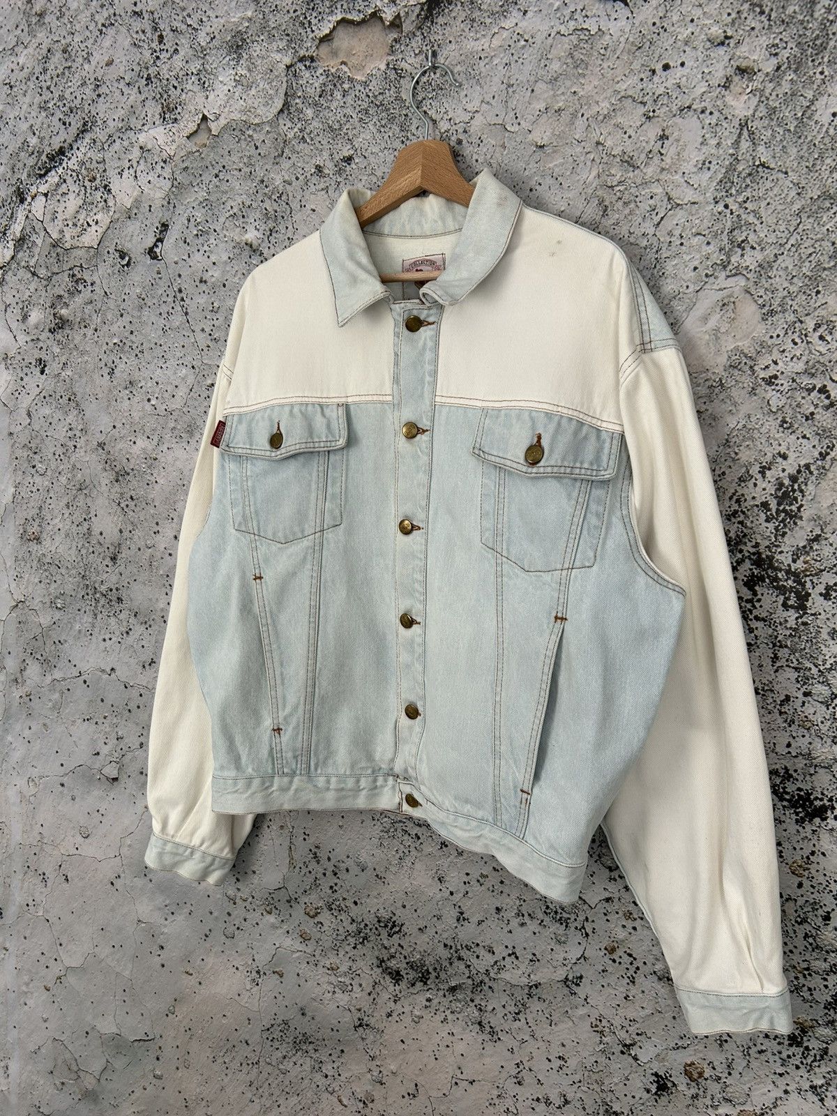 Vintage Vintage Denim Trucker Jacket Jeans Boxy Baggy Rap 90s Size US L / EU 52-54 / 3 - 2 Thumbnail