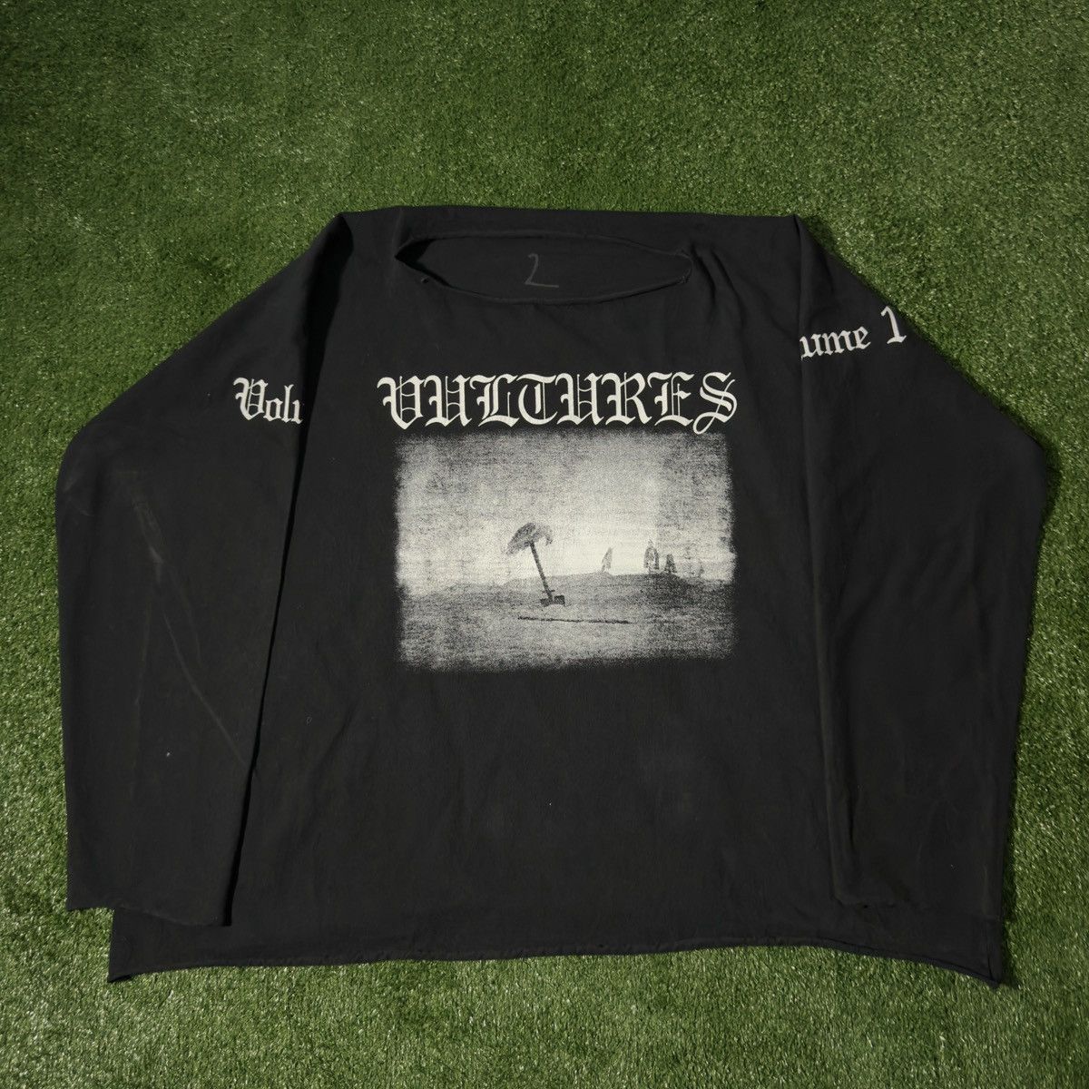 Yeezy Vultures Volume 1 Long Sleeve Tee – Black Size 2 Oversized Size US M / EU 48-50 / 2 - 1 Thumbnail