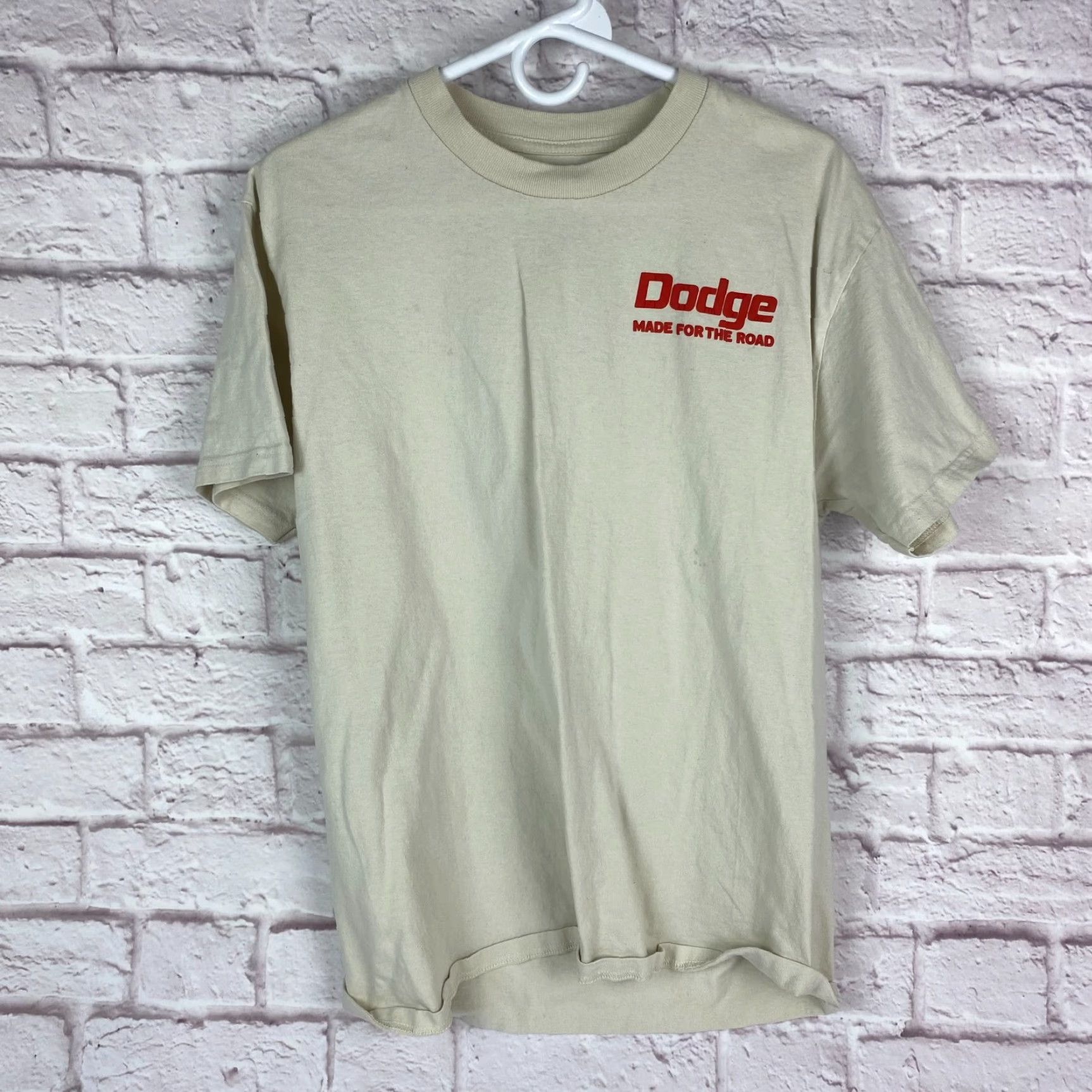 Vintage VINTAGE Dodge Mens T-Shirt An American Classic Made For The Road Size M Short Sleeve Size US M / EU 48-50 / 2 - 4 Thumbnail