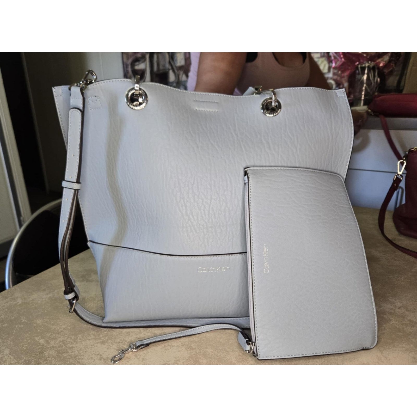 Calvin Klein Calvin Klein blue reversable leather tote matching pouch Size ONE SIZE - 1 Thumbnail