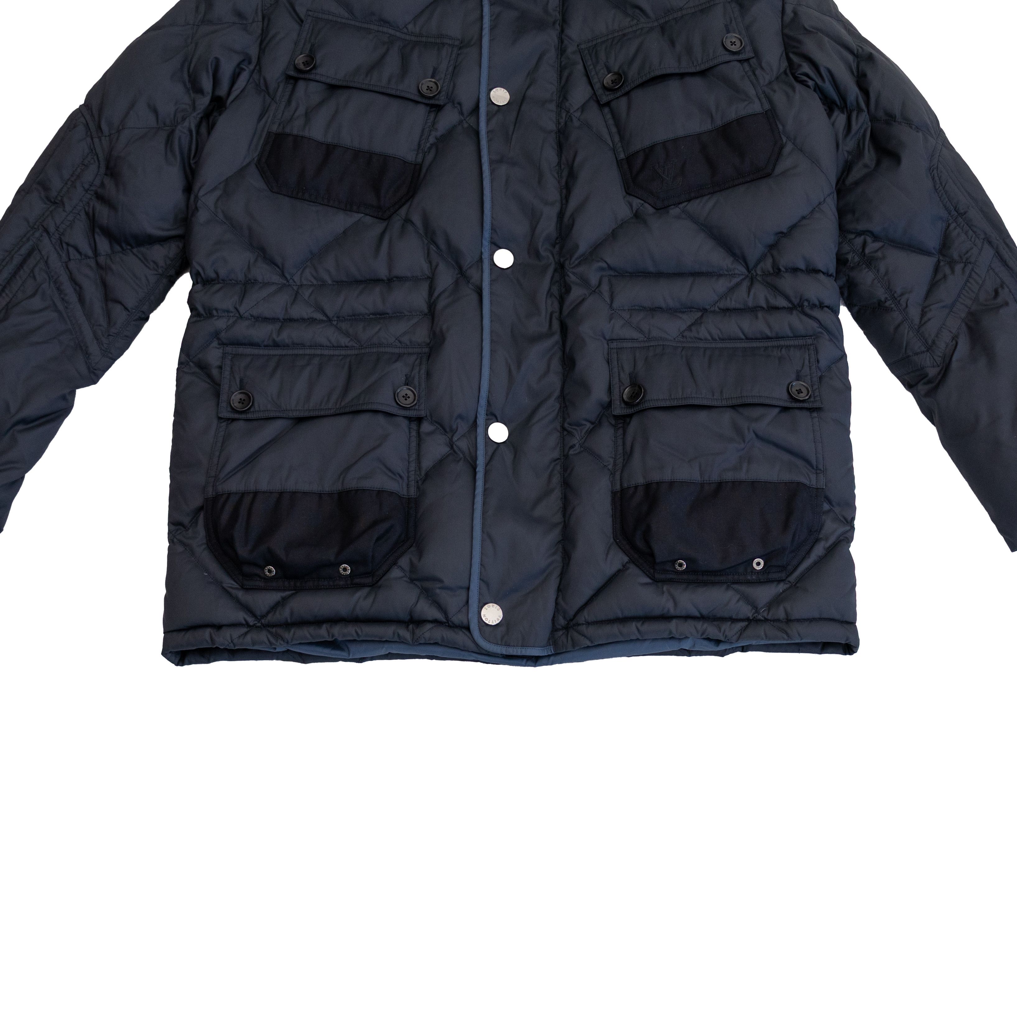 Louis Vuitton Louis Vuitton Down Jacket Mens EU 48 Navy Blue Puffer Size US M / EU 48-50 / 2 - 7 Thumbnail