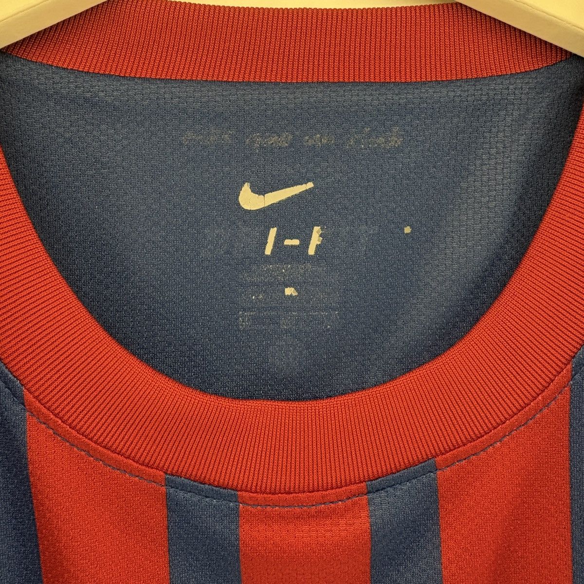 Nike × Vintage FC Barcelona 2011 2012 Home Nike Soccer Football Jersey Kit Size US XL / EU 56 / 4 - 5 Thumbnail