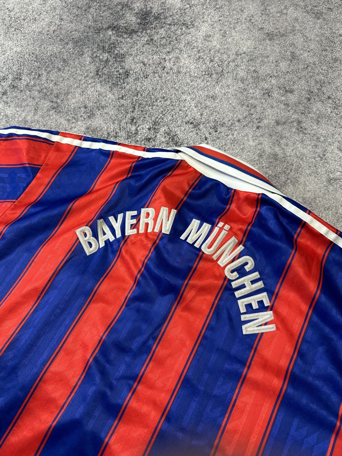 Adidas × Vintage Vintage Adidas Bayern Munich Opel Soccer Jersey Blokecore XL Size US XL / EU 56 / 4 - 3 Thumbnail