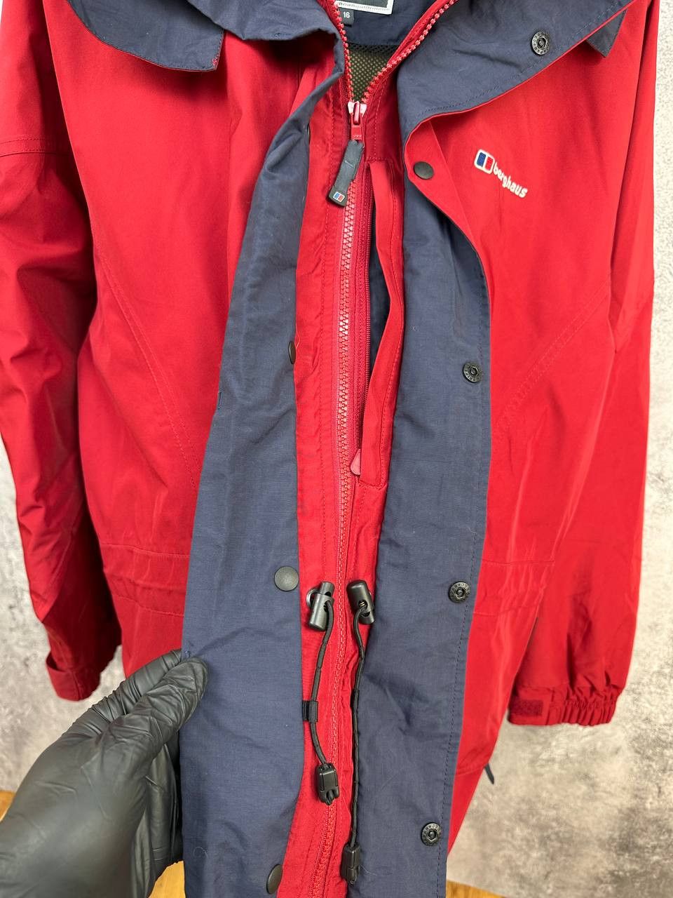 Berghaus Berghaus Gore-Tex Hooded Outdoor Jacket Red Waterproof Size XL / US 12-14 / IT 48-50 - 10 Thumbnail