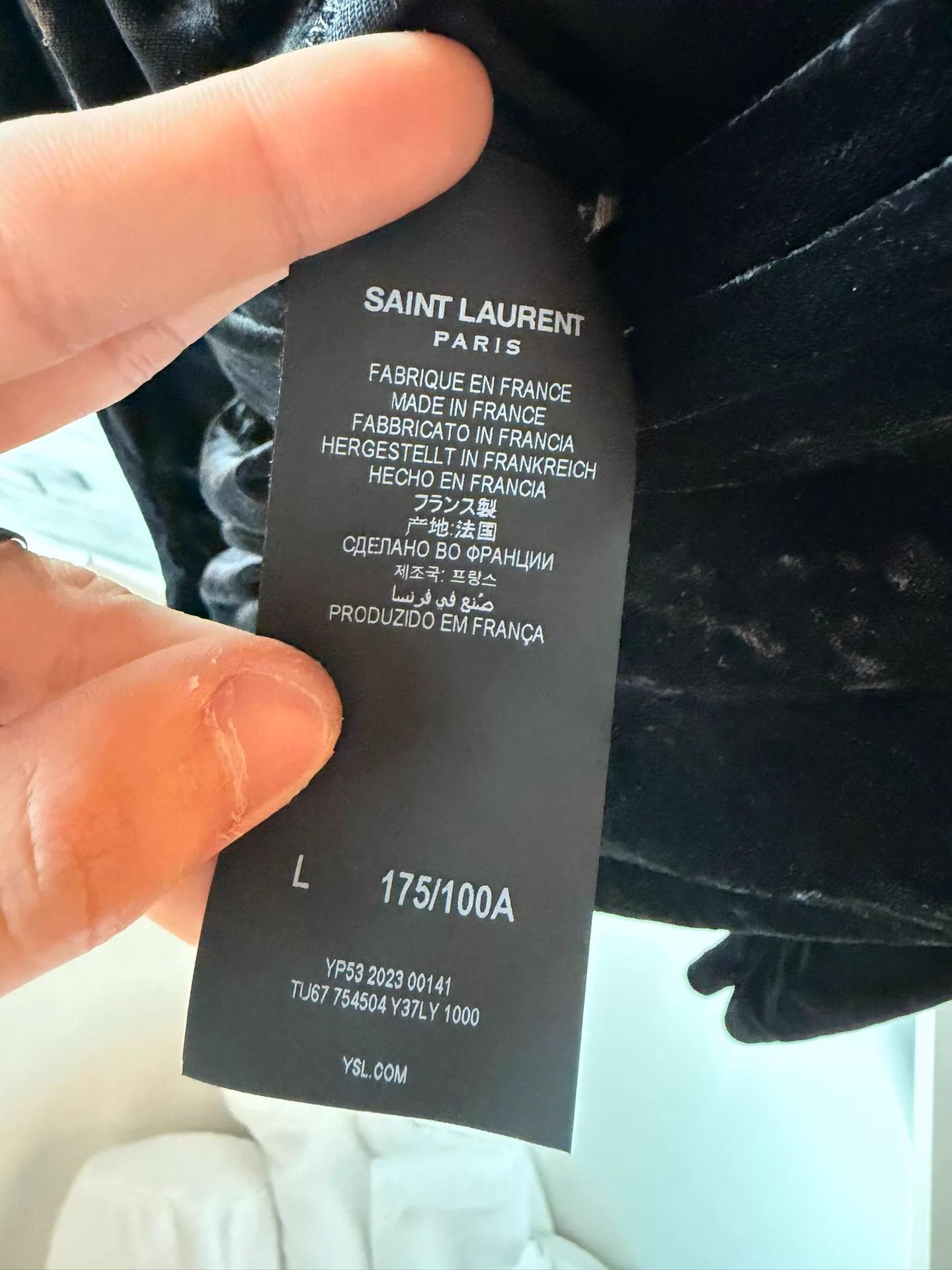 Saint Laurent Paris SLP 23FW Silk Satin Navy Scarf Shirt 39 Runway Size US M / EU 48-50 / 2 - 7 Thumbnail