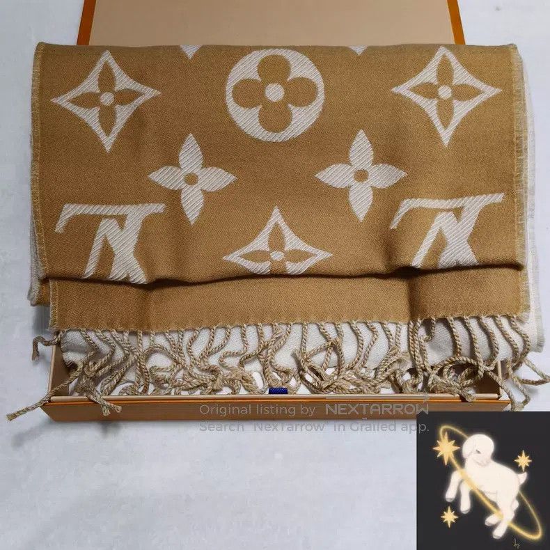 Louis Vuitton Louis Vuitton Creamy classic presbyopic double-faced cashm Size ONE SIZE - 1 Thumbnail