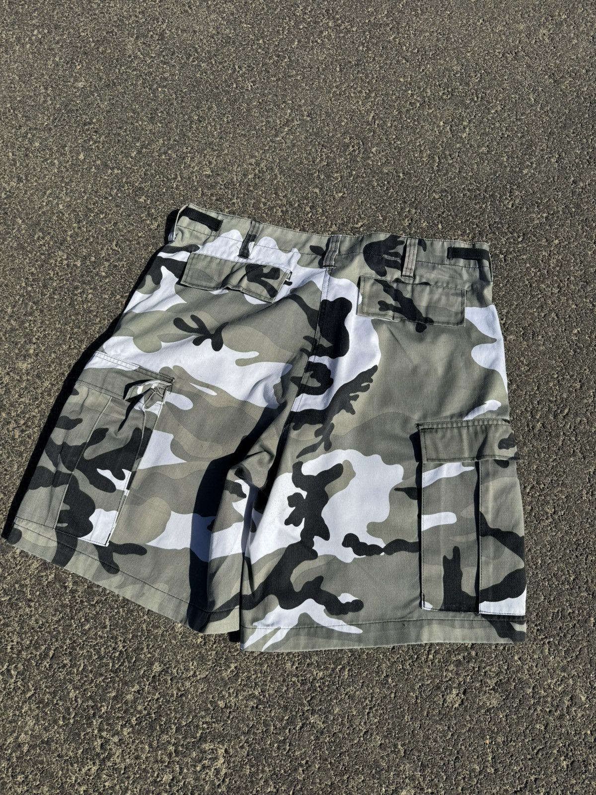 Japanese Brand Japanese Style Camo Jorts Archive avant garde y2k baggy Size US 34 / EU 50 - 8 Thumbnail