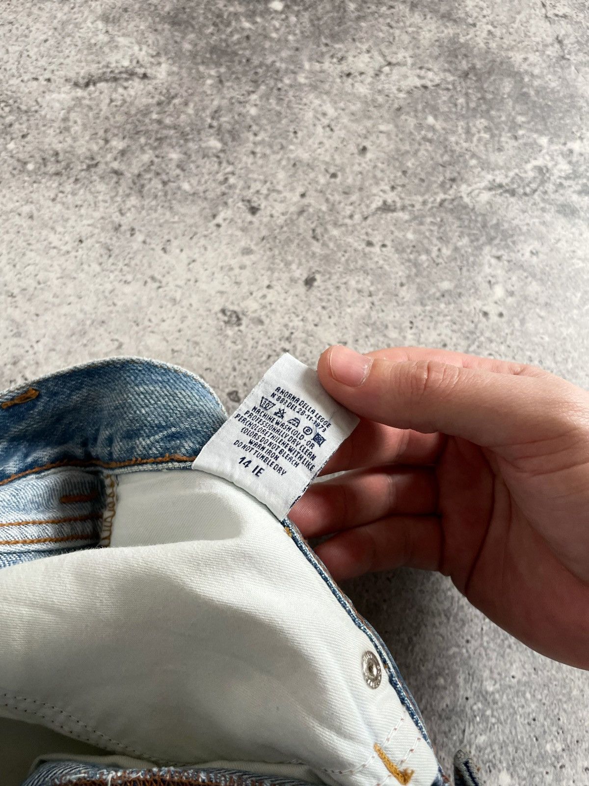 Dolce & Gabbana × Vintage Vintage Dolce & Gabbana Denim Distressed Pants Size US 34 / EU 50 - 13 Thumbnail
