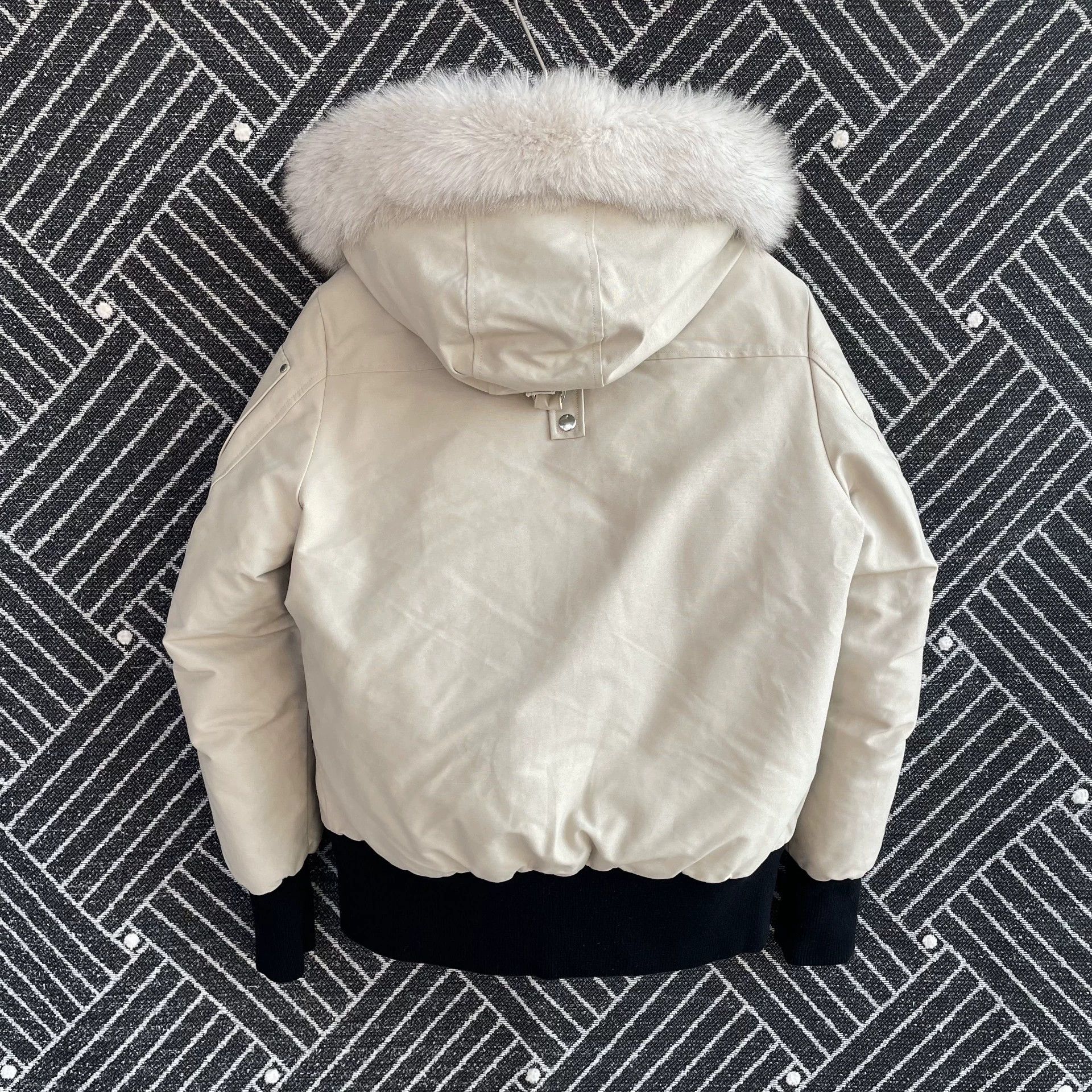 Moose Knuckles Moose Knuckles Women's Khaki Flight Down Jacket L Size L / US 10 / IT 46 - 2 Thumbnail
