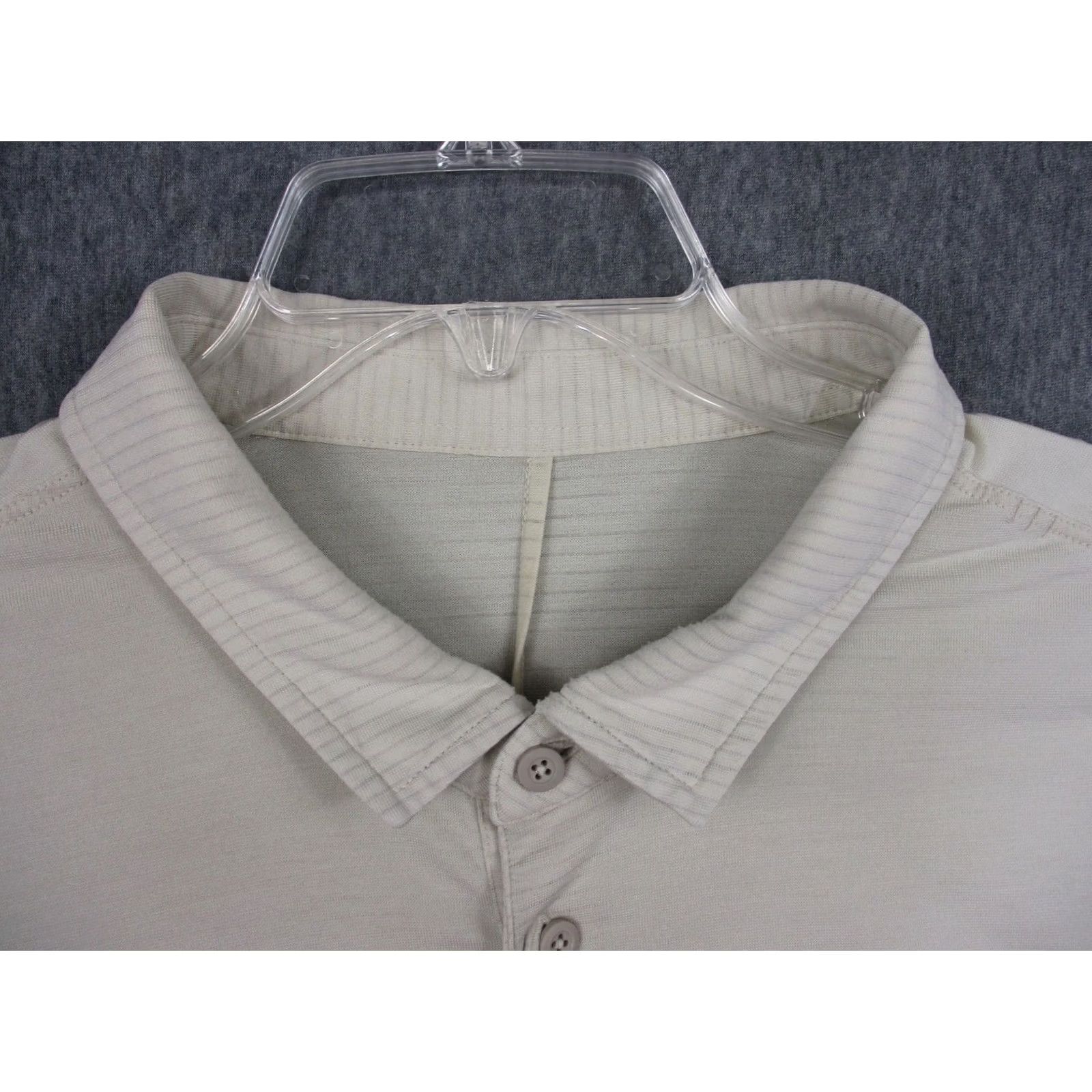Lululemon Lululemon Polo Shirt Mens XL Ivory Golf Crest Logo Performance Stretch Shirt Size US XL / EU 56 / 4 - 2 Thumbnail