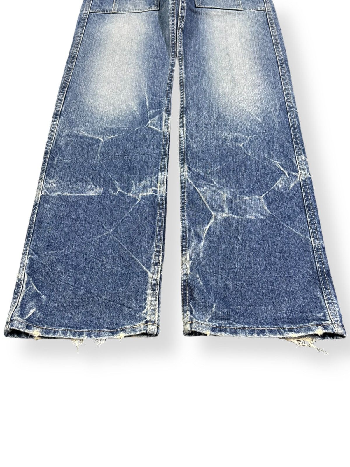 Japanese Brand Vintage 90s Eternal Union Made Cracked Wash Bush Denim Pants Size US 31 - 6 Thumbnail