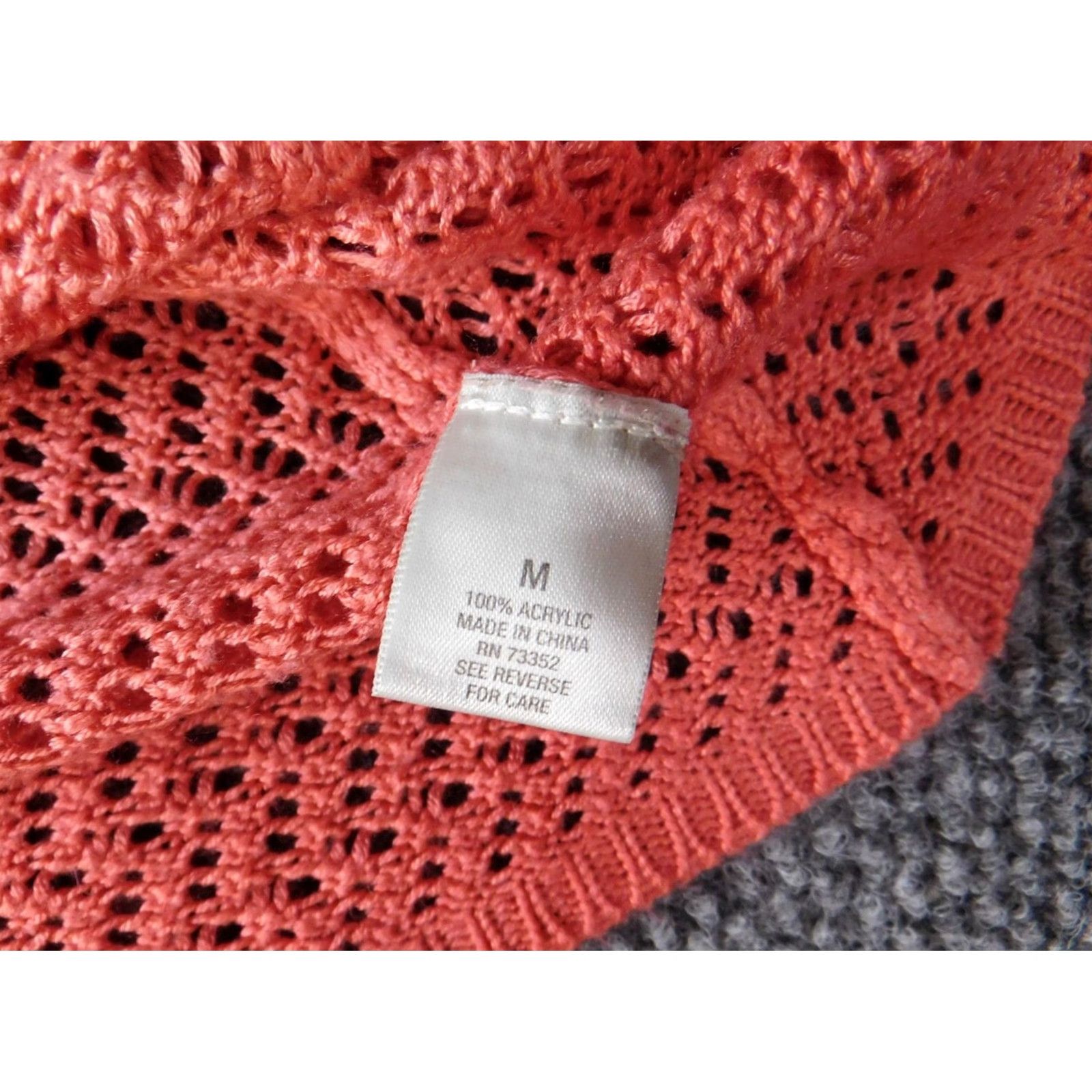 Vintage Dressbarn Womens Blouse Medium Pink Short Sleeve Crew Neck Pullover Knit Acrylic Ruffle Casual Size M / US 6-8 / IT 42-44 - 5 Thumbnail