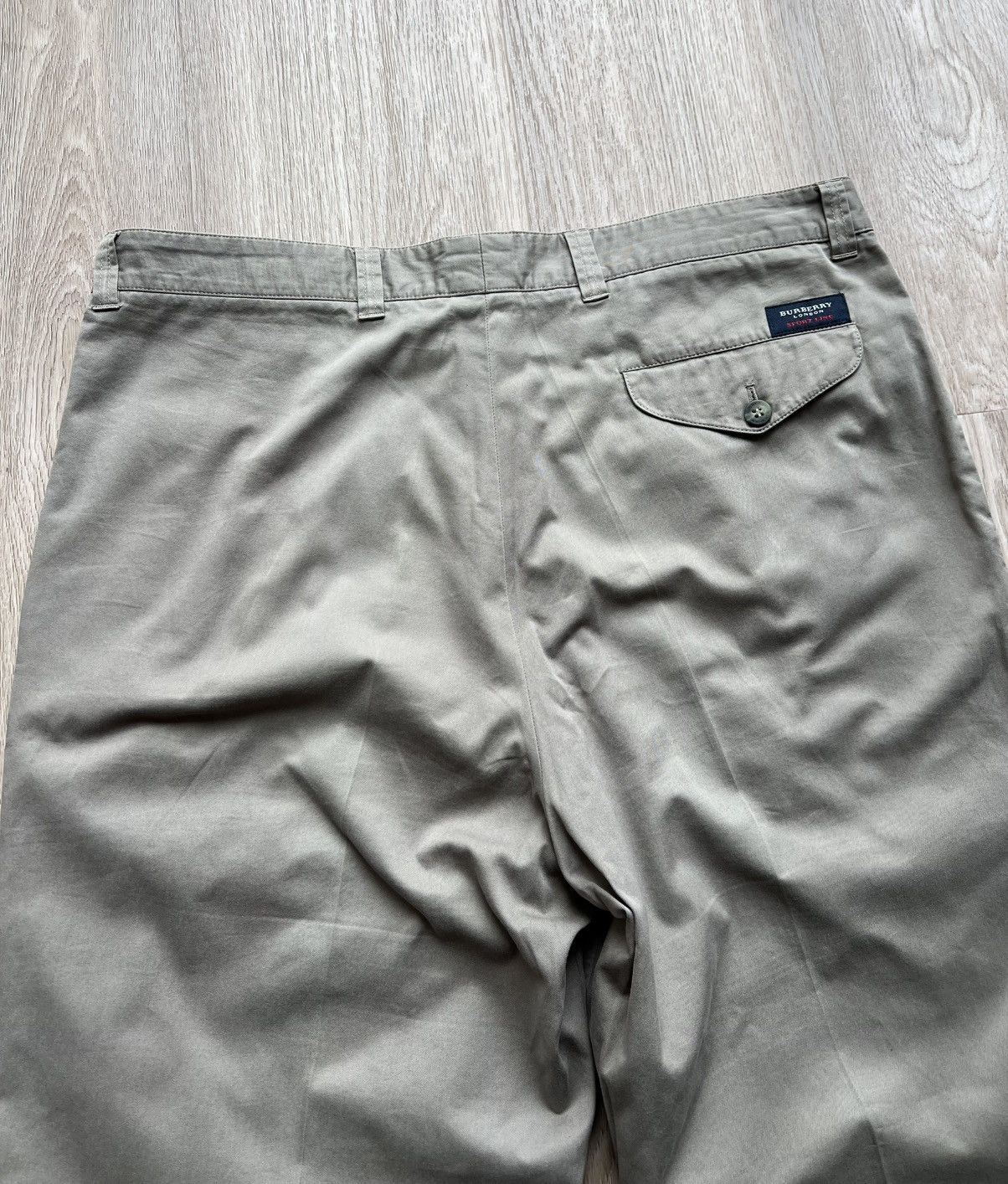 Burberry × Vintage Vintage Burberry London Beige Chino Trousers Classic Pants Size US 32 / EU 48 - 12 Thumbnail