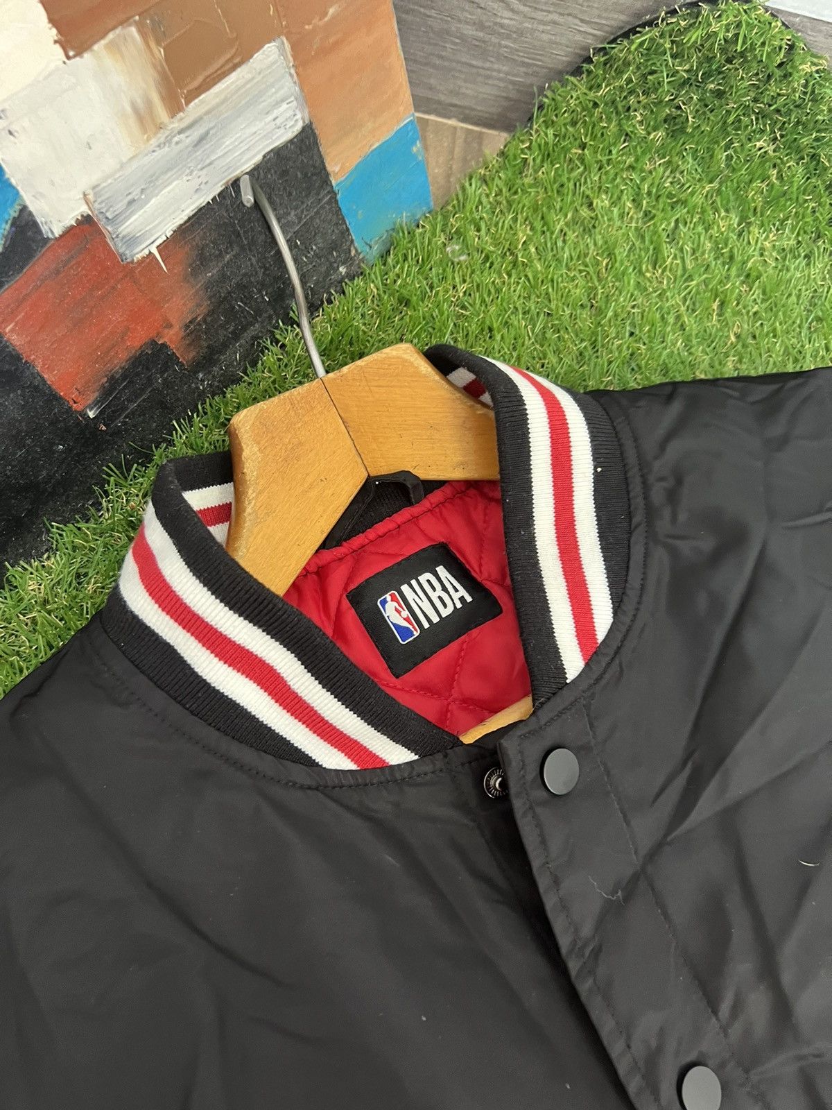 NBA × Vintage Vintage NBA Chicago Bulls Bomber Jacket Size L / US 10 / IT 46 - 9 Thumbnail