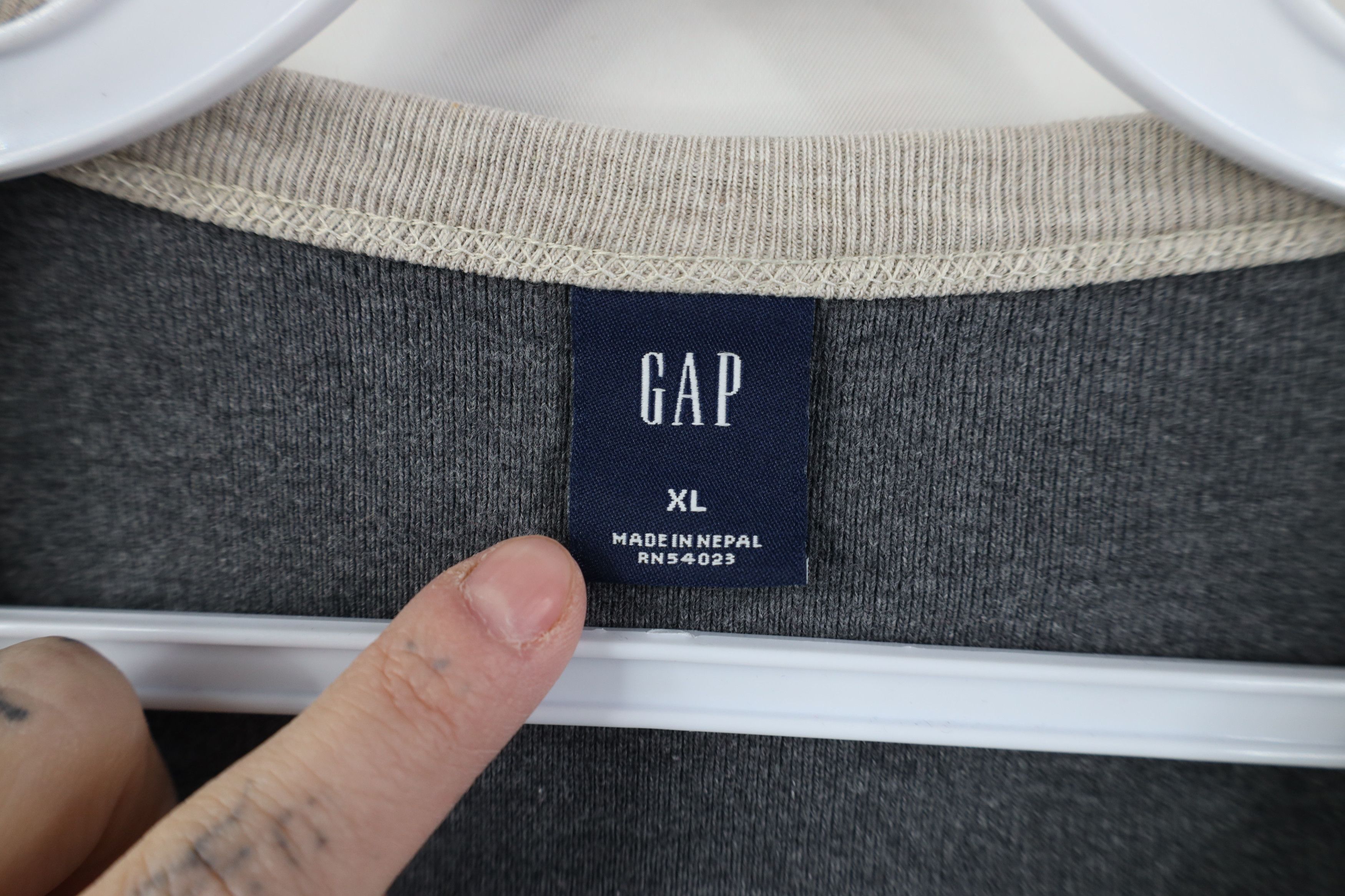 Gap Vintage Y2K Gap Thermal Waffle Knit Long Sleeve T-Shirt Size US XL / EU 56 / 4 - 4 Thumbnail