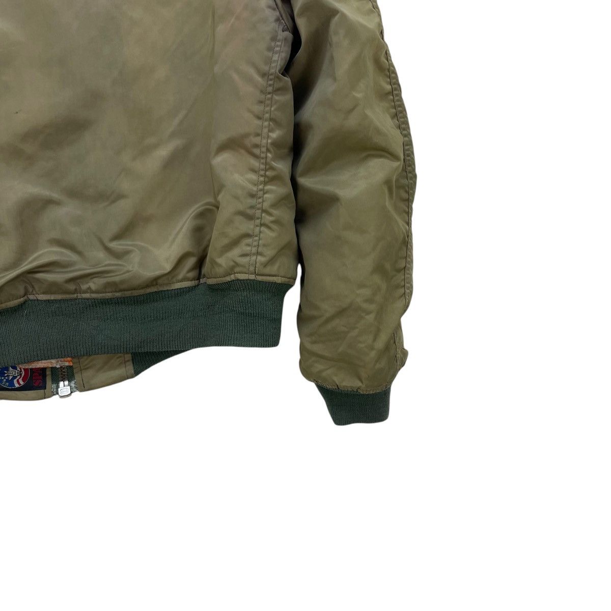 Buzz Rickson's 💥Vintage Distressed Bomber Ma 1 Mfg By JM Watkins Design Size US M / EU 48-50 / 2 - 11 Thumbnail