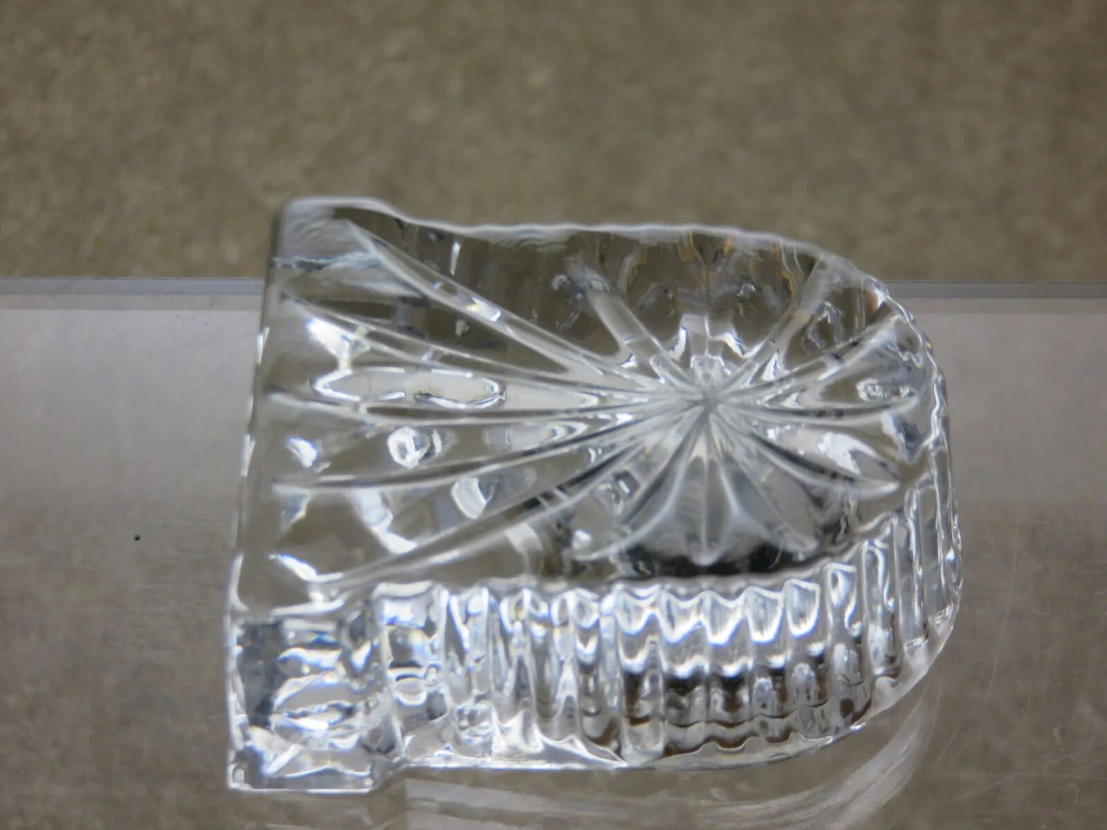Other Very Small Crystal Cut Glass Table Clock 2 1/8" Size ONE SIZE - 3 Thumbnail