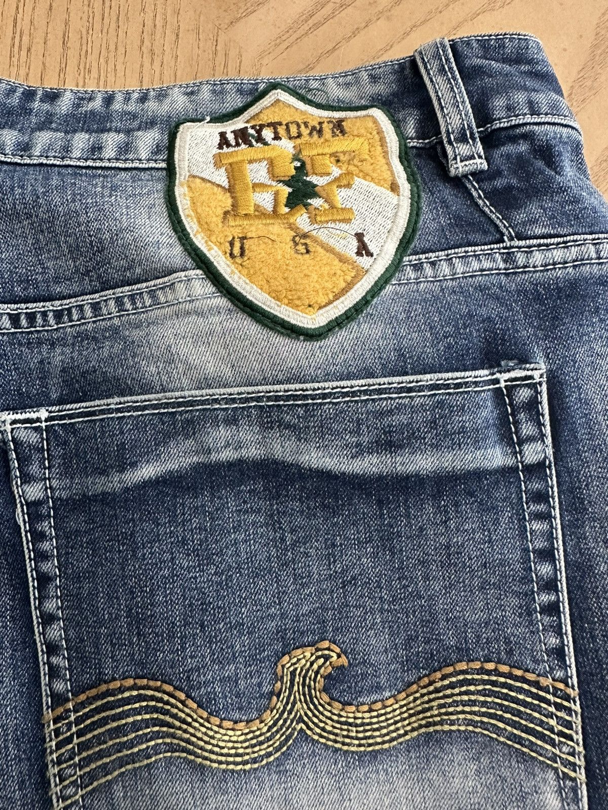 Born Fly Bornfly men's jeans featuring a distressed blue Size US 42 / EU 58 - 13 Thumbnail
