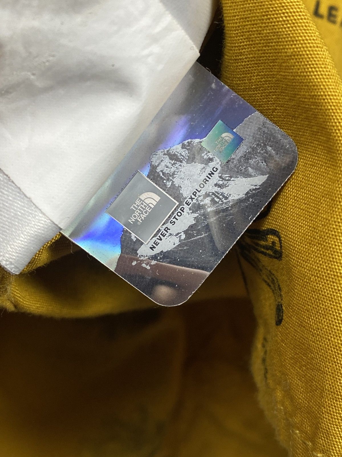 The North Face The North Face Camp Print Button Up Shirt – New With Tags Size US L / EU 52-54 / 3 - 19 Thumbnail